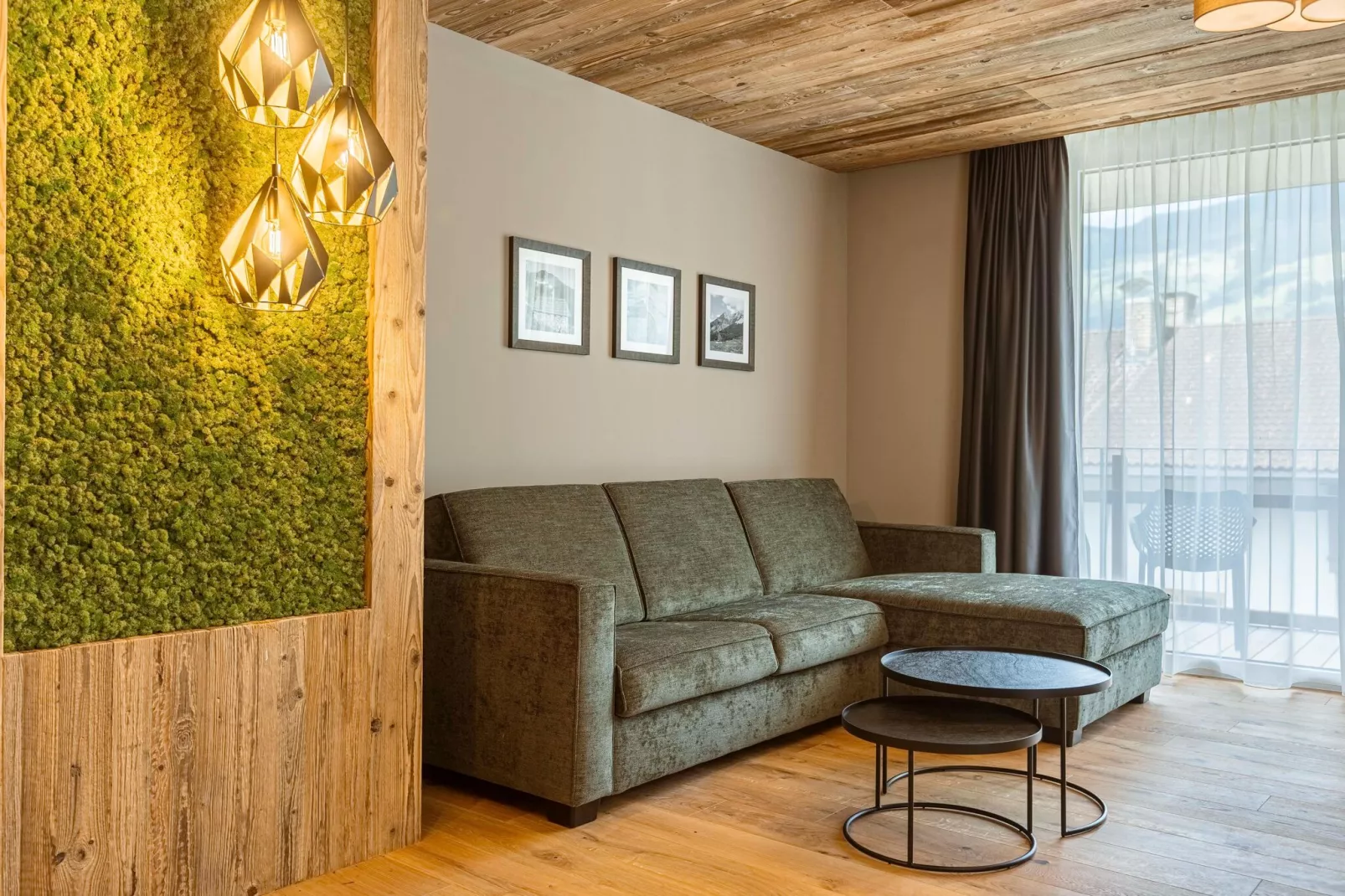 Zillertal Suites 5-Woonkamer