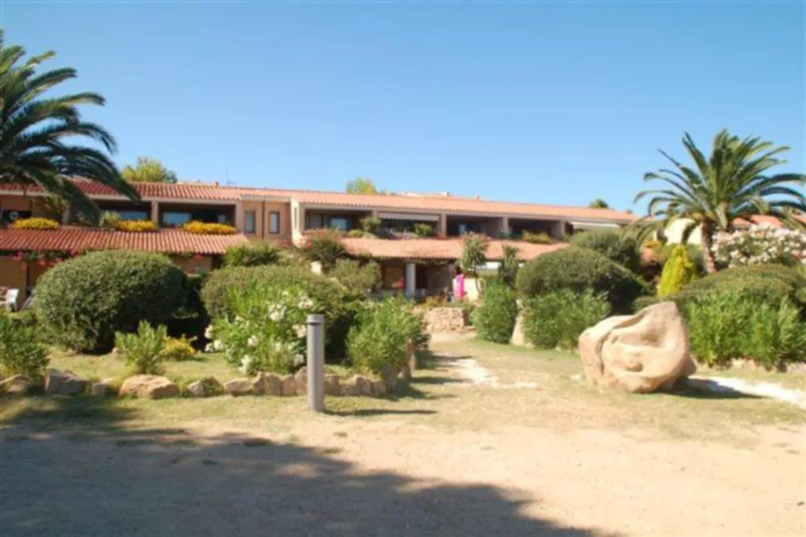 Residence Porto Coda Cavallo - APARTMENT 1 BEDROOM - Buitenkant zomer