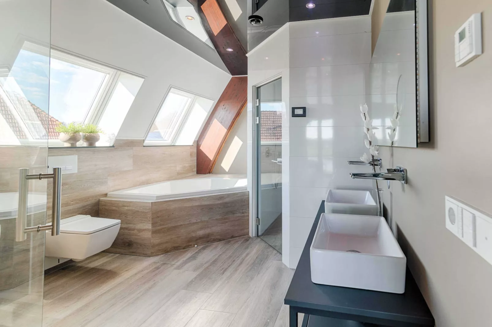 Wellness at the Vecht - First floor - Badkamer