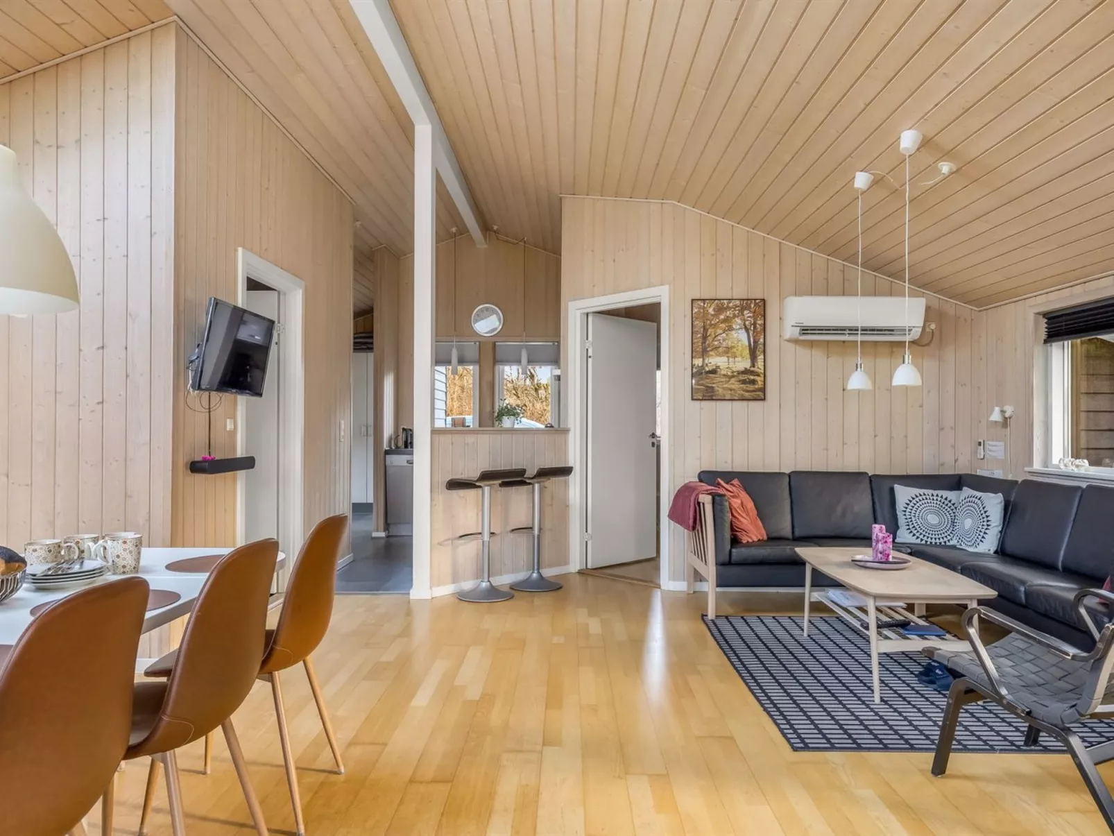 "Næwe" - 30km from the sea - Binnen