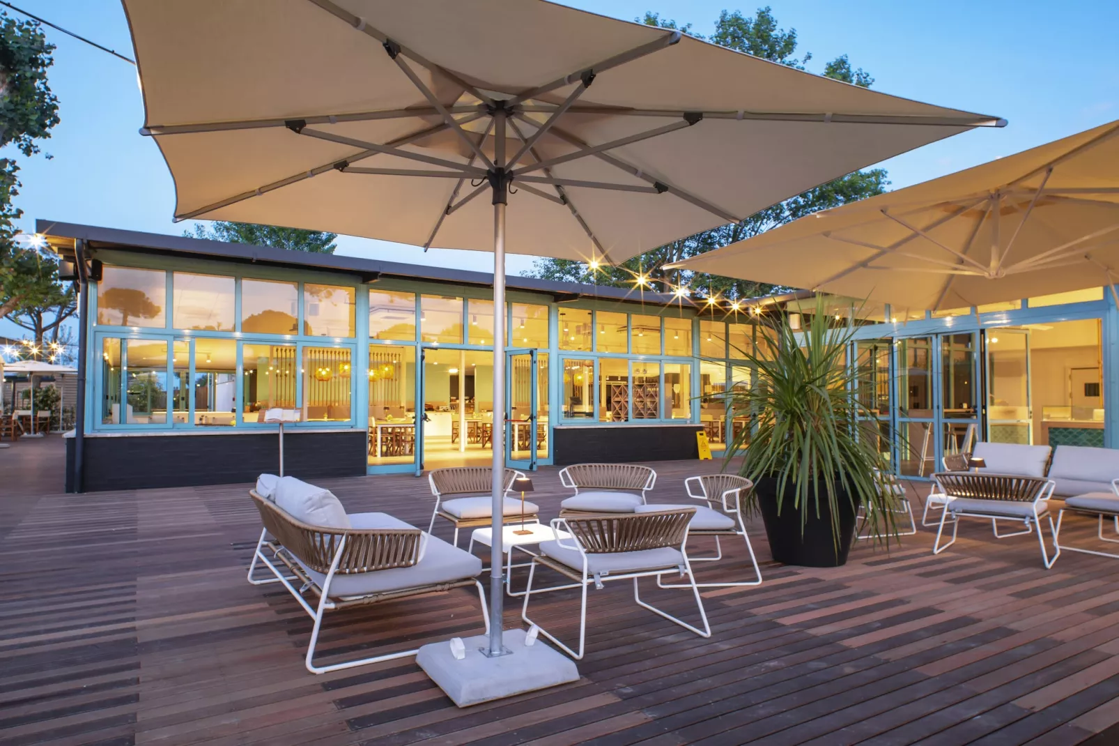 MILANO MARITTIMA BOUTIQUE RESORT - LODGE SUPERIOR - Parkfaciliteiten
