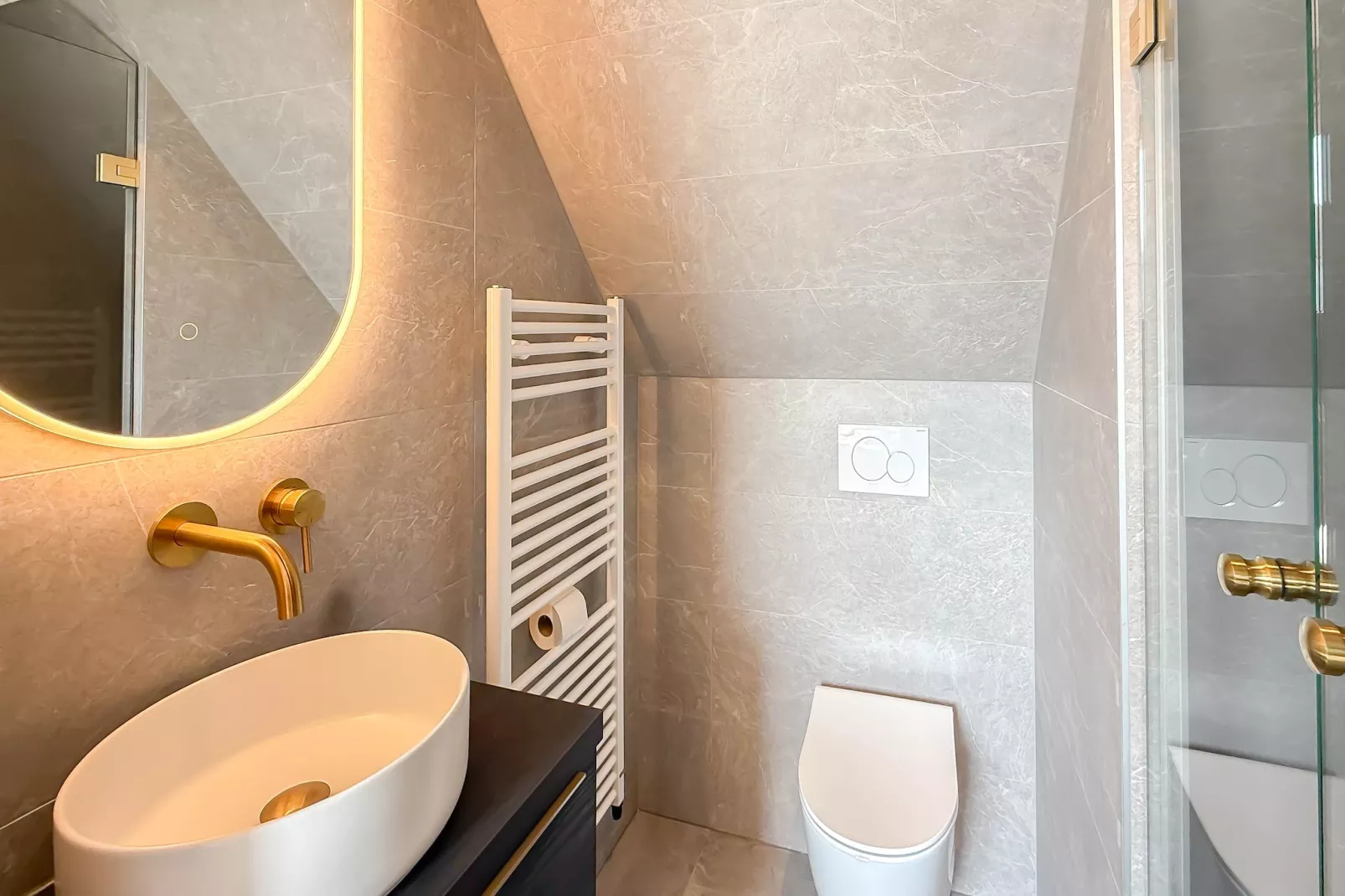 La Chatelaine 2 - Badkamer