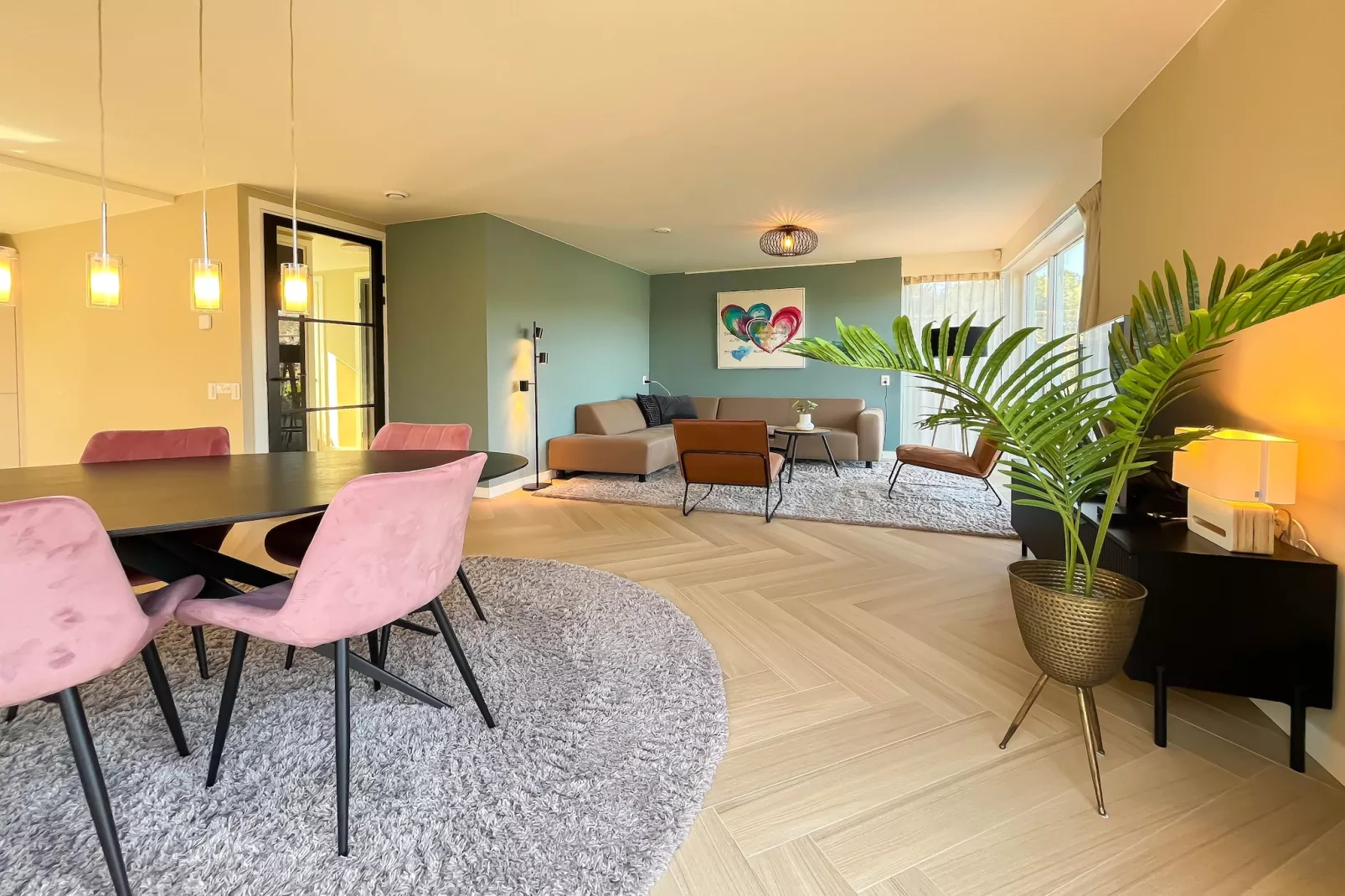 Holiday home Torenvalk - Eetkamer