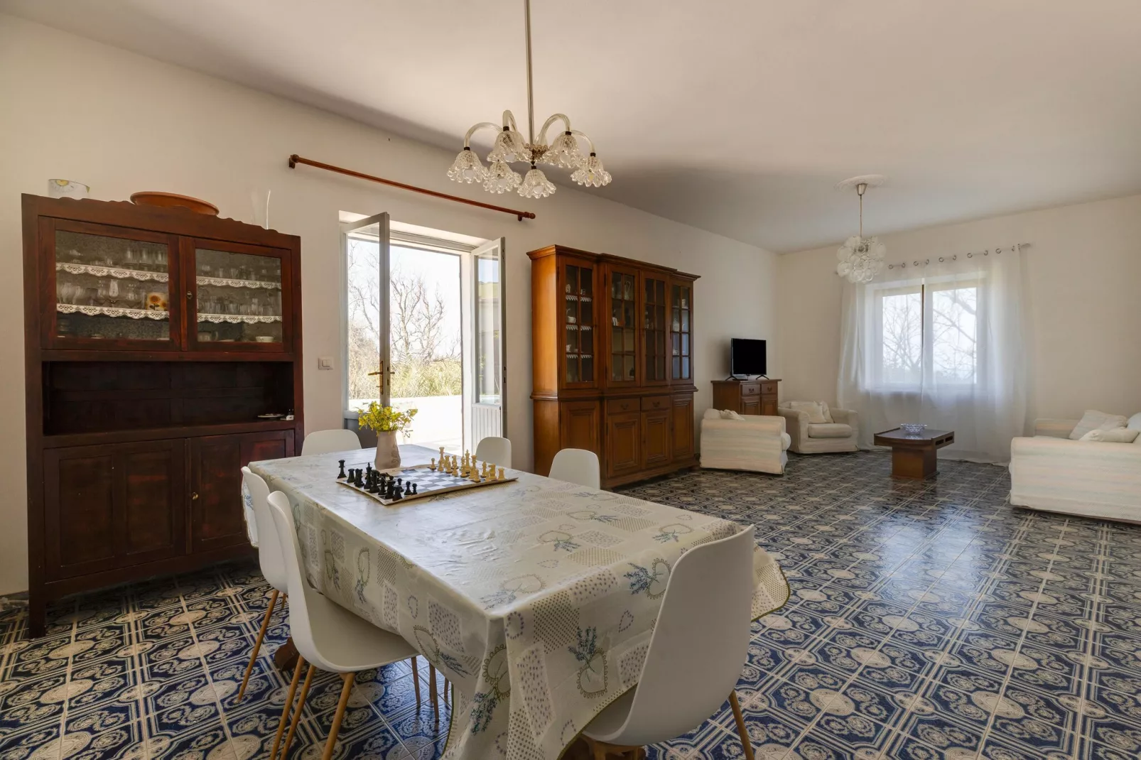 VILLA BIANCA - Eetkamer