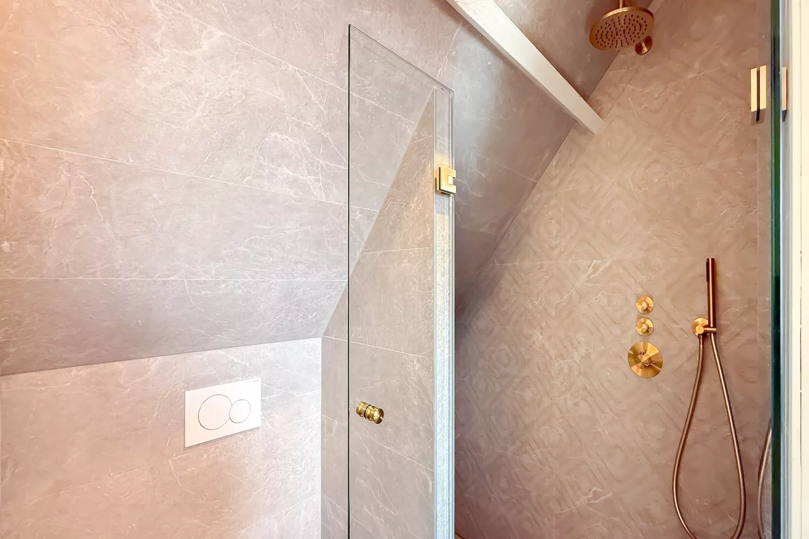 La Chatelaine 2 - Badkamer