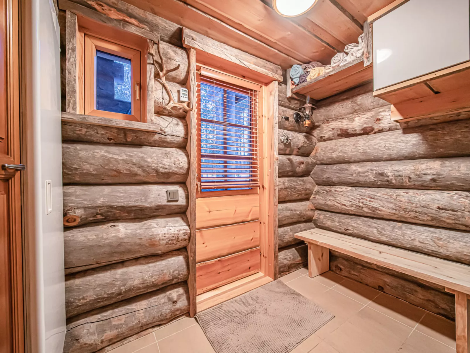 Riekkopolku - Binnen