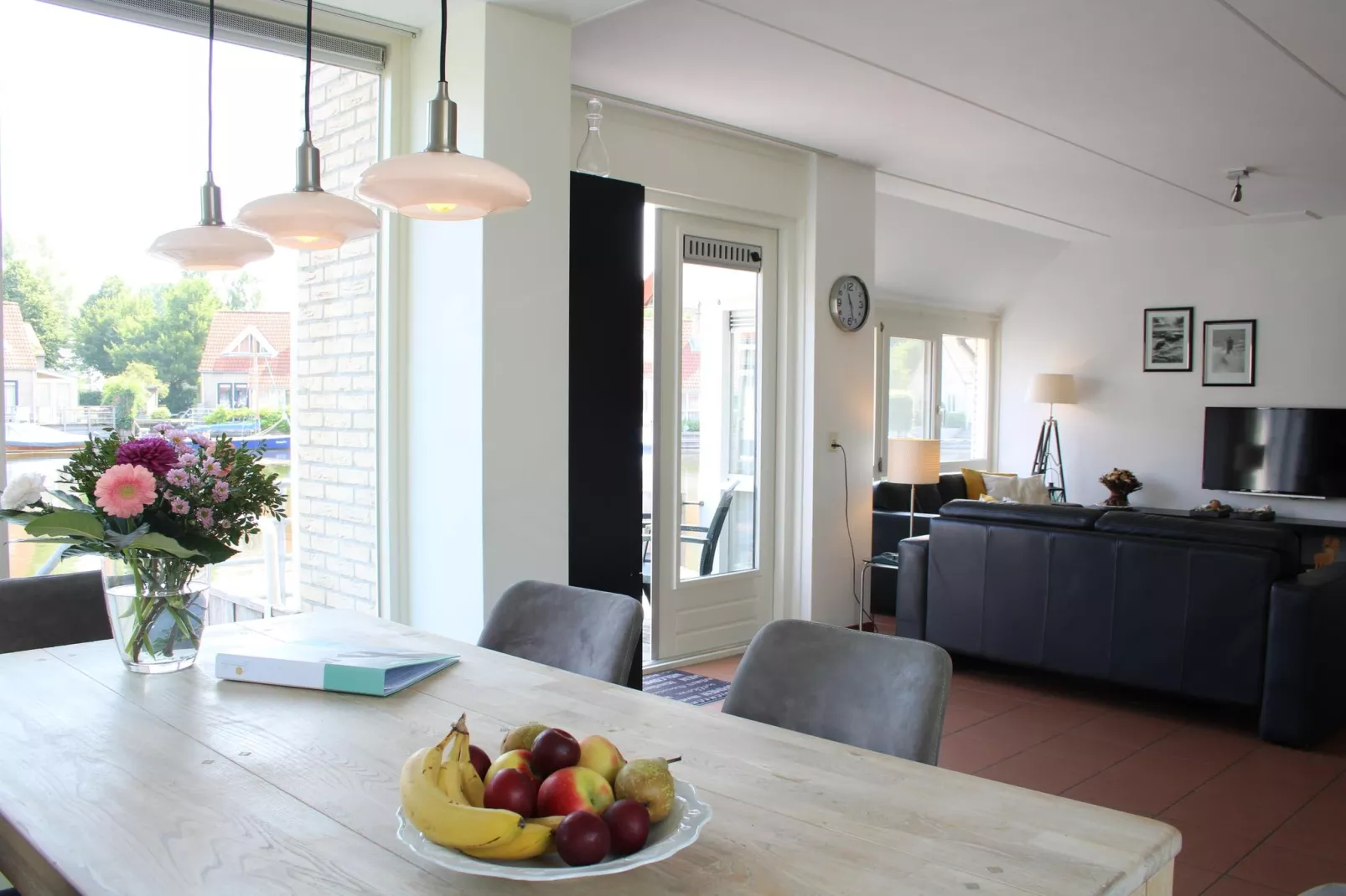 Watervilla de Rietzanger - Eetkamer