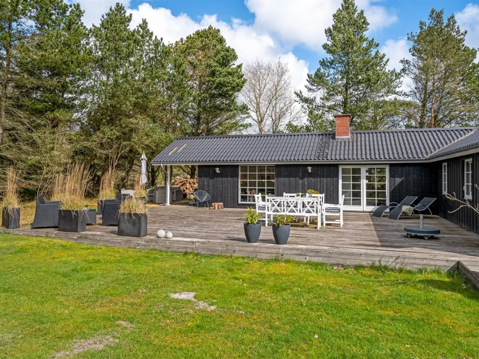 "Ufred" - 1.3km to the fjord - Buiten