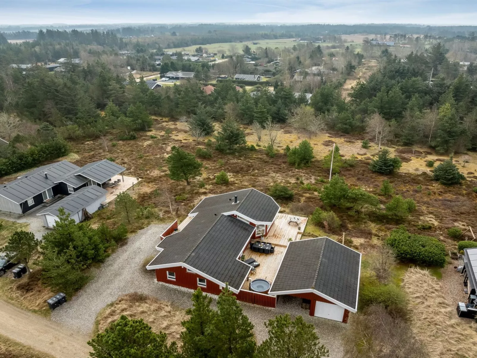 "Gunborg" - 2.5km from the sea - Buiten