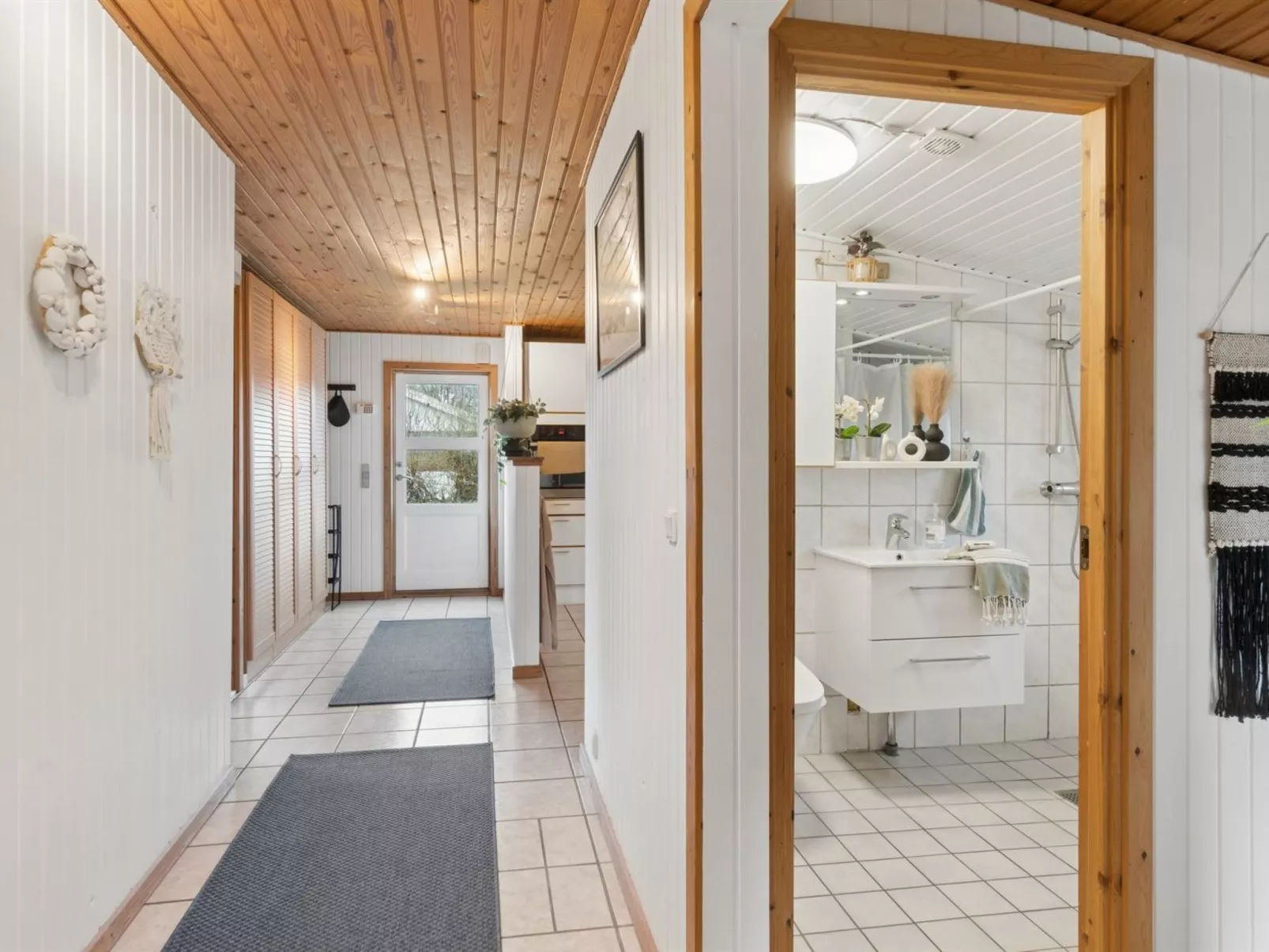 "Ansberga" - 3.2km to the fjord - Binnen