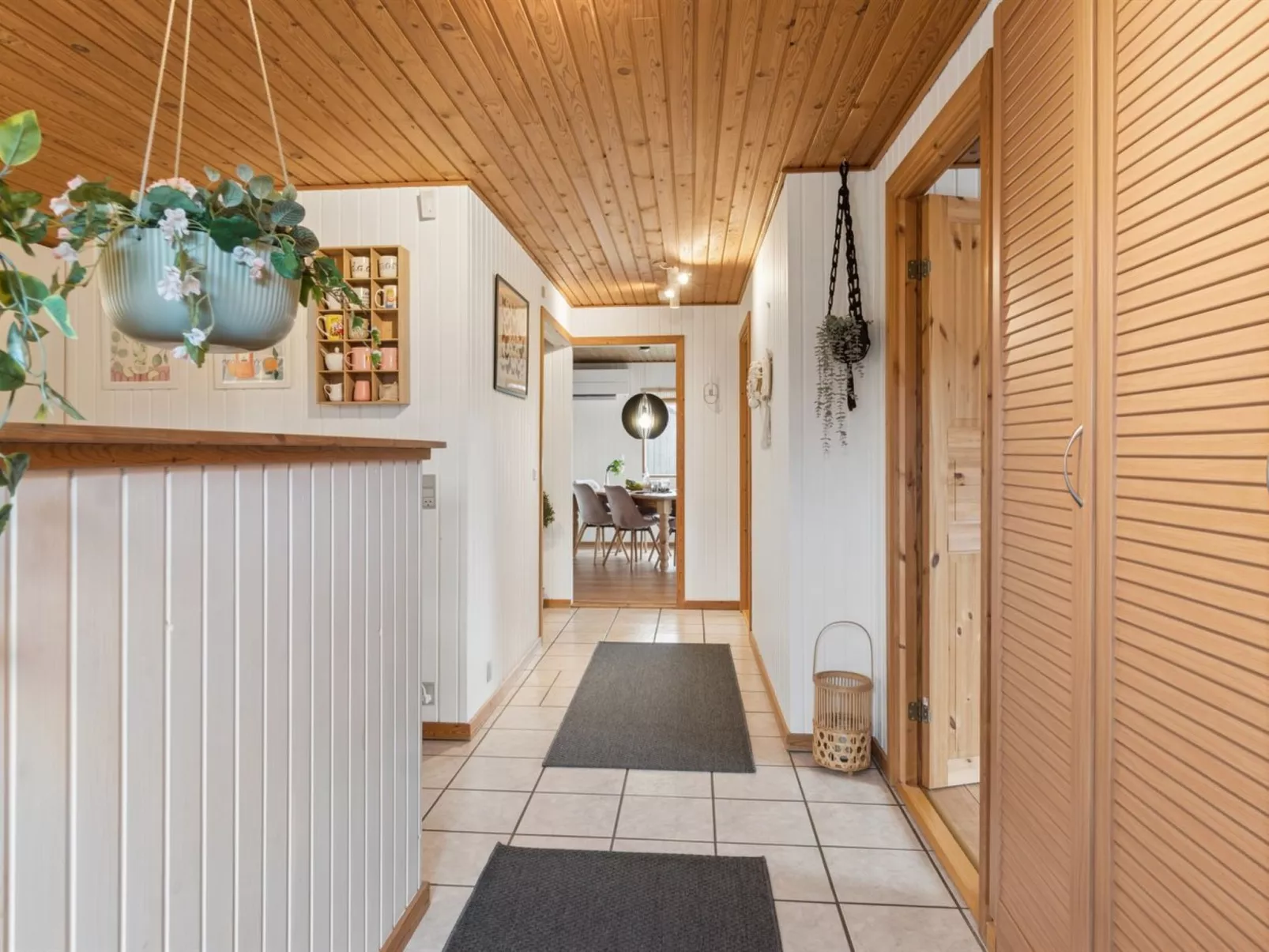 "Ansberga" - 3.2km to the fjord - Binnen