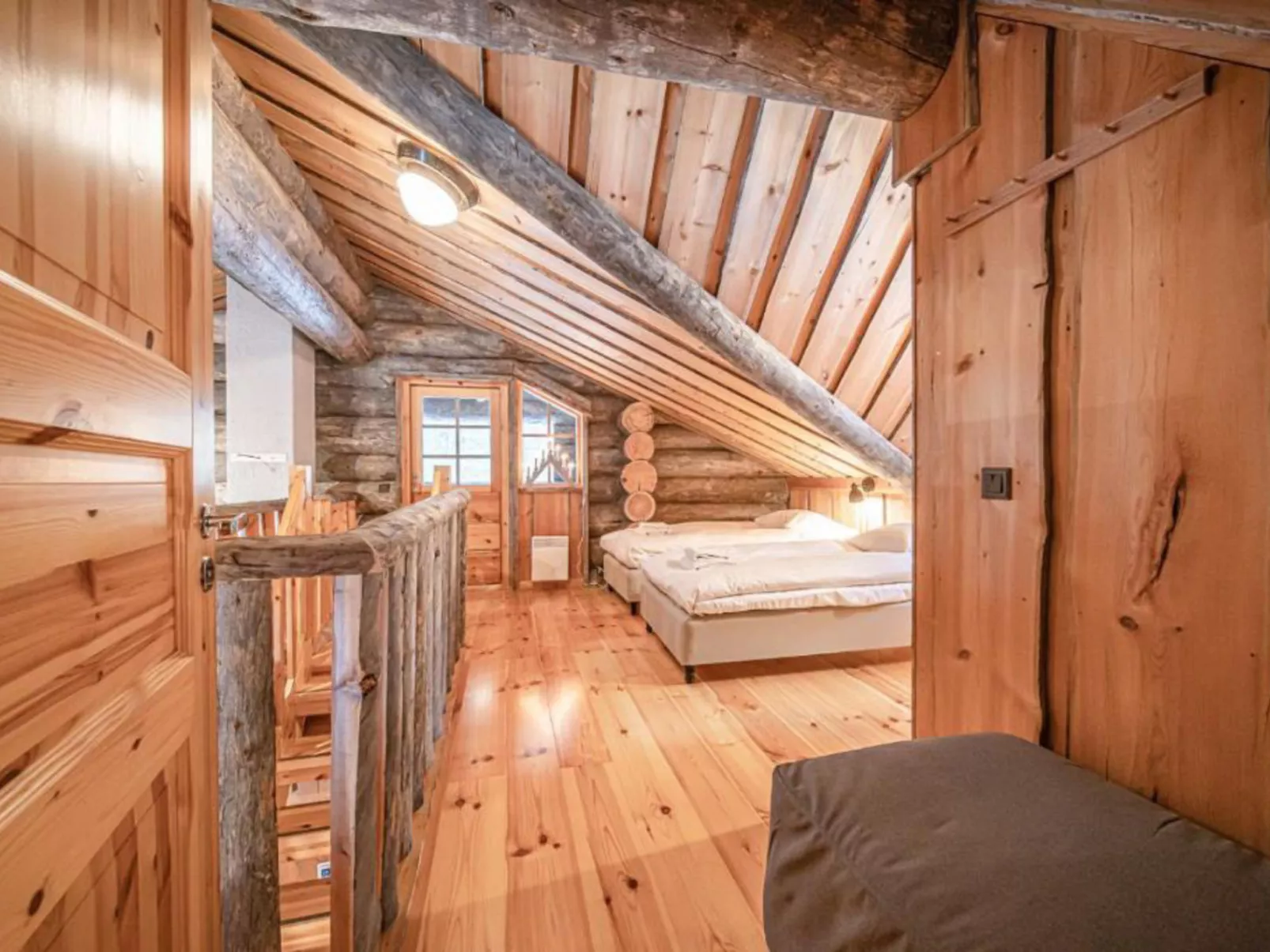 Riekkopolku - Binnen