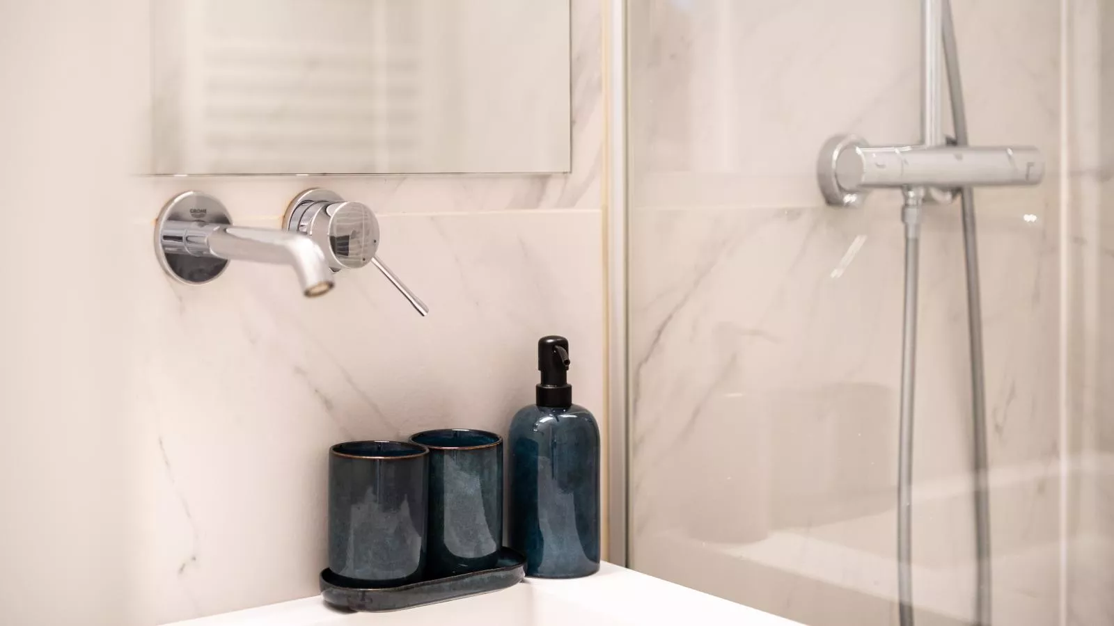 Apollo tweede - Badkamer