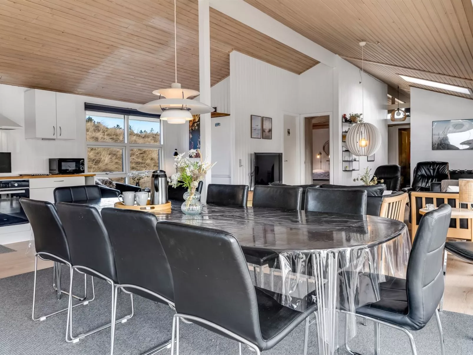 "Greta" - 2.5km from the sea - Binnen