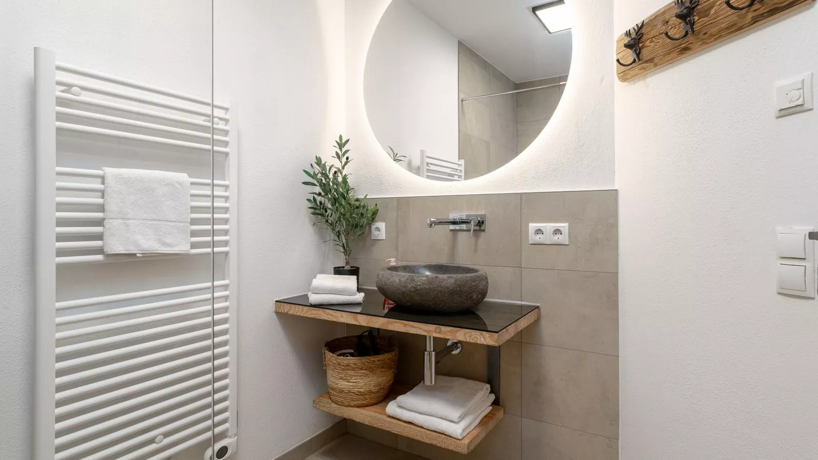 Tauernlodge Eben A3 - Badkamer
