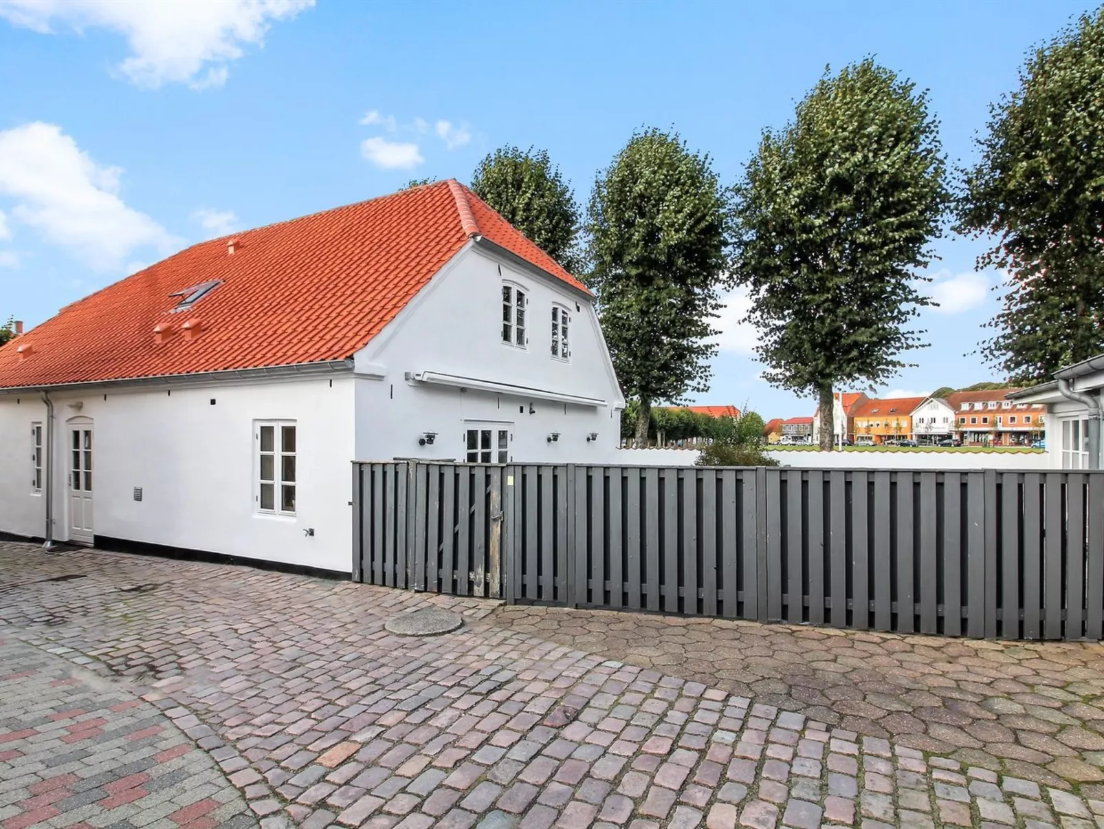 "Reeta" - 32km from the sea - Buiten