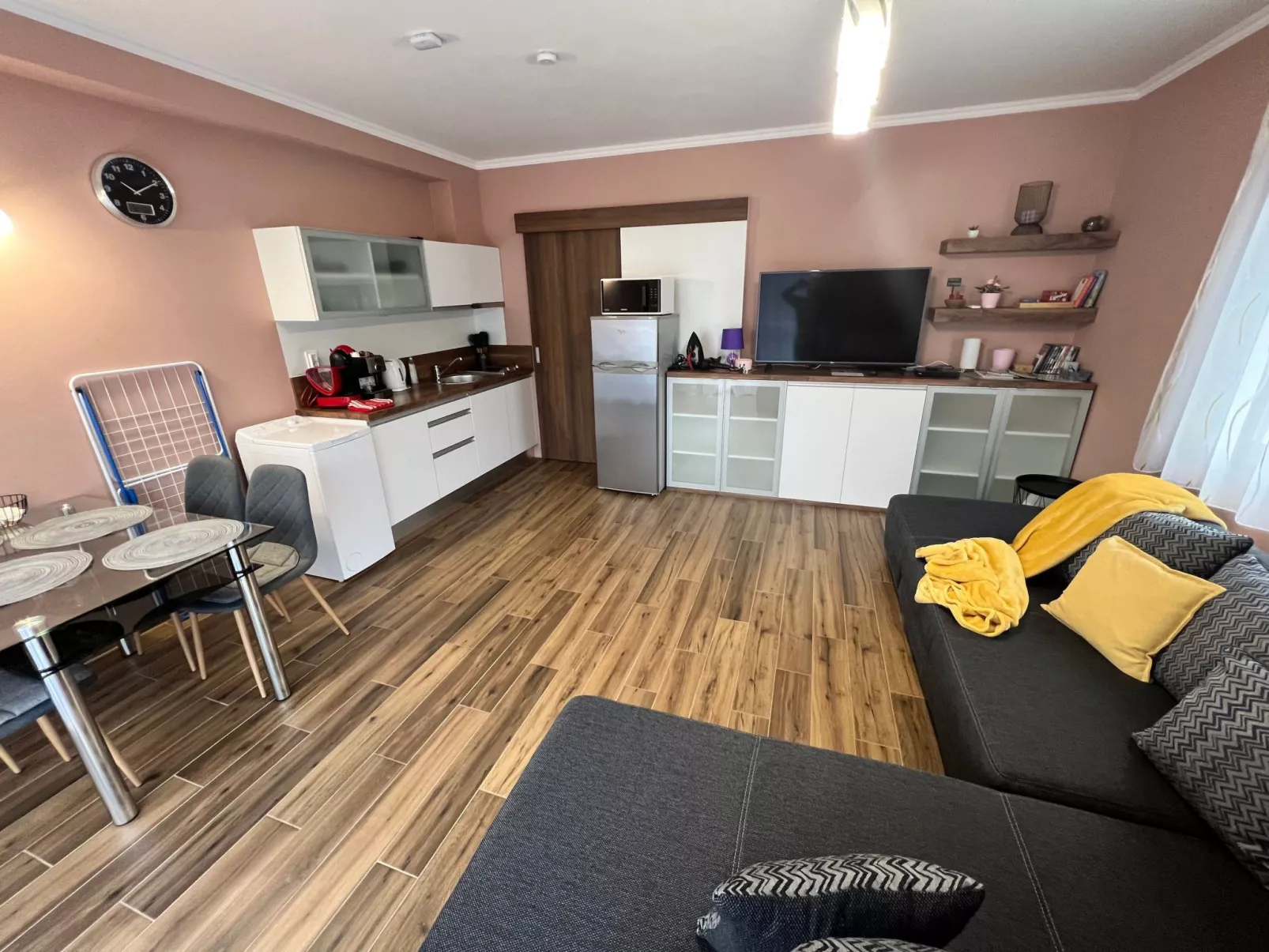 Dorina Wellness 2 - Binnen