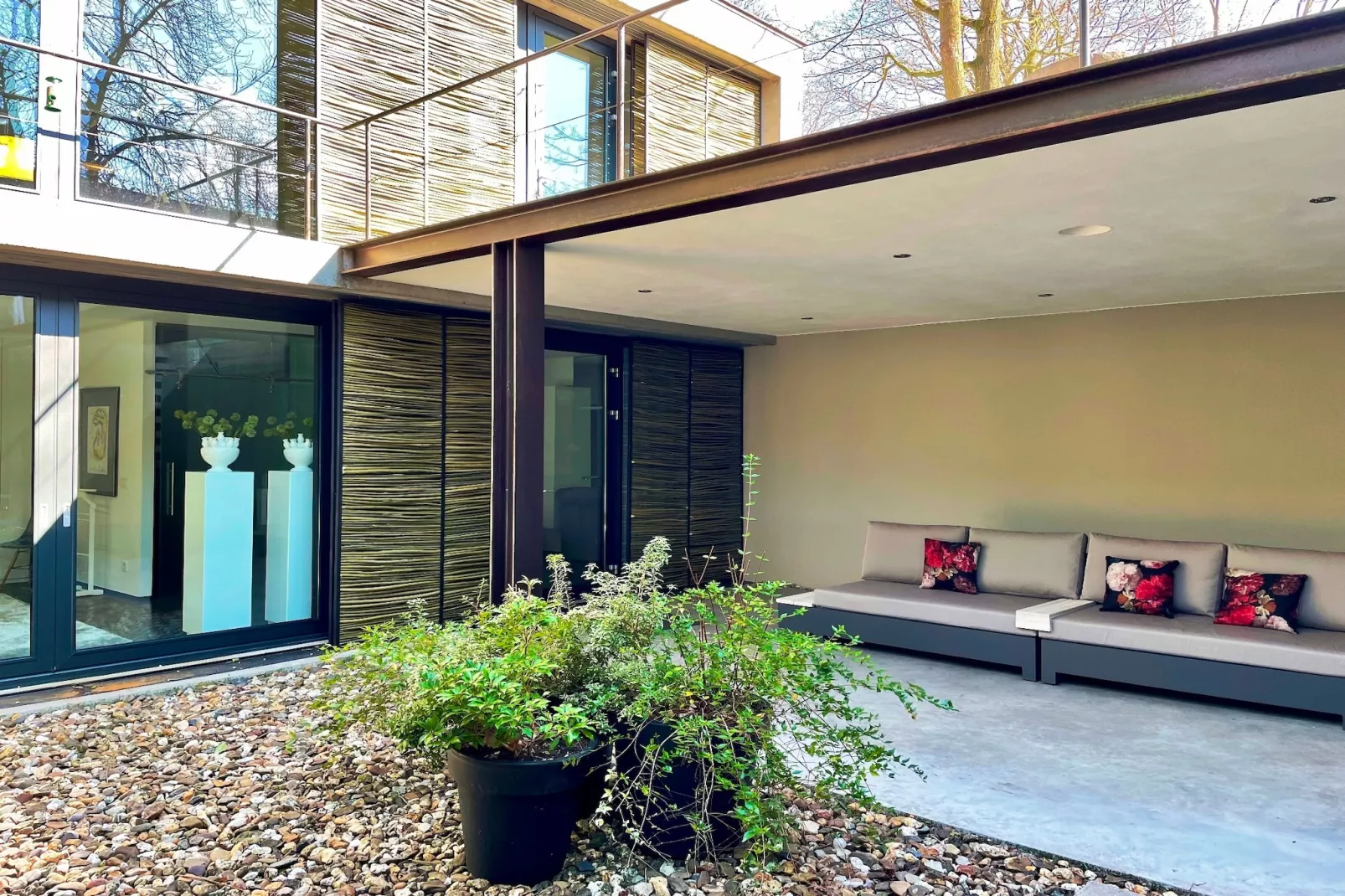 Betonnen Boshuis - Terrasbalkon