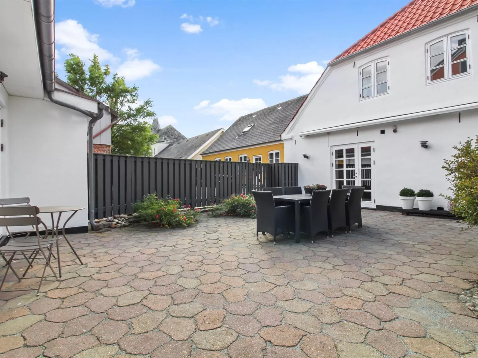"Reeta" - 32km from the sea - Buiten
