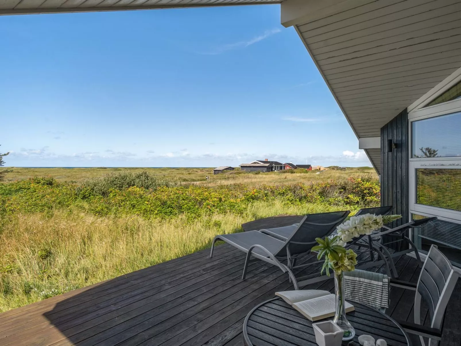 "Dania" - 300m from the sea - Buiten