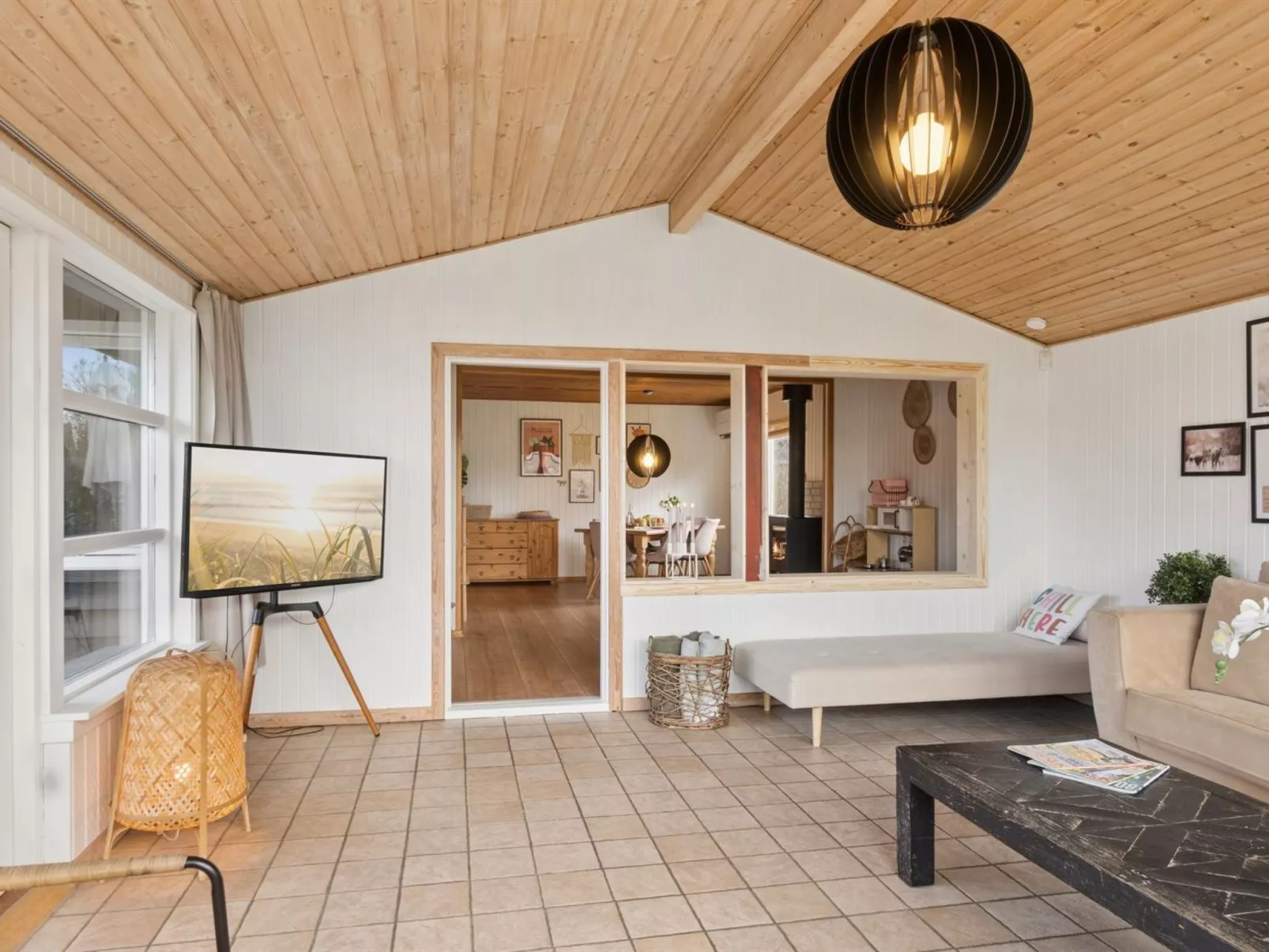 "Ansberga" - 3.2km to the fjord - Binnen