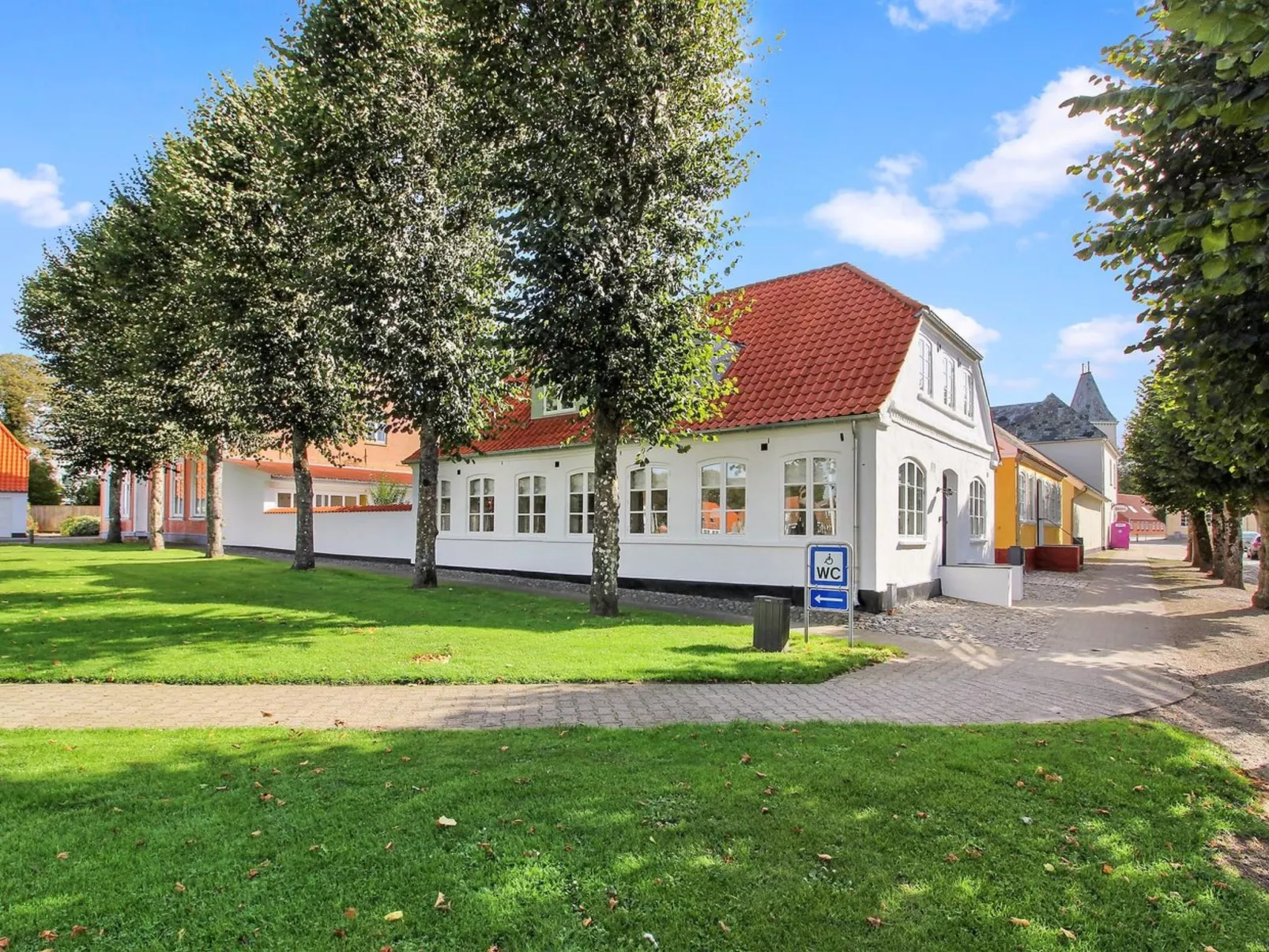"Reeta" - 32km from the sea - Buiten