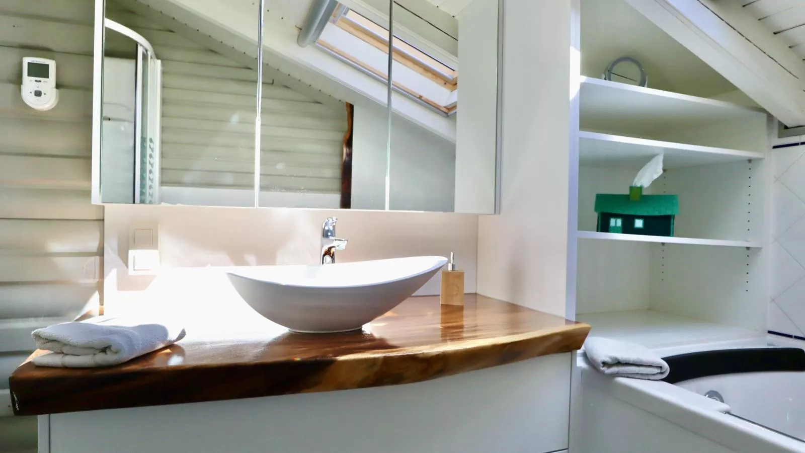 Myrabelle - Badkamer