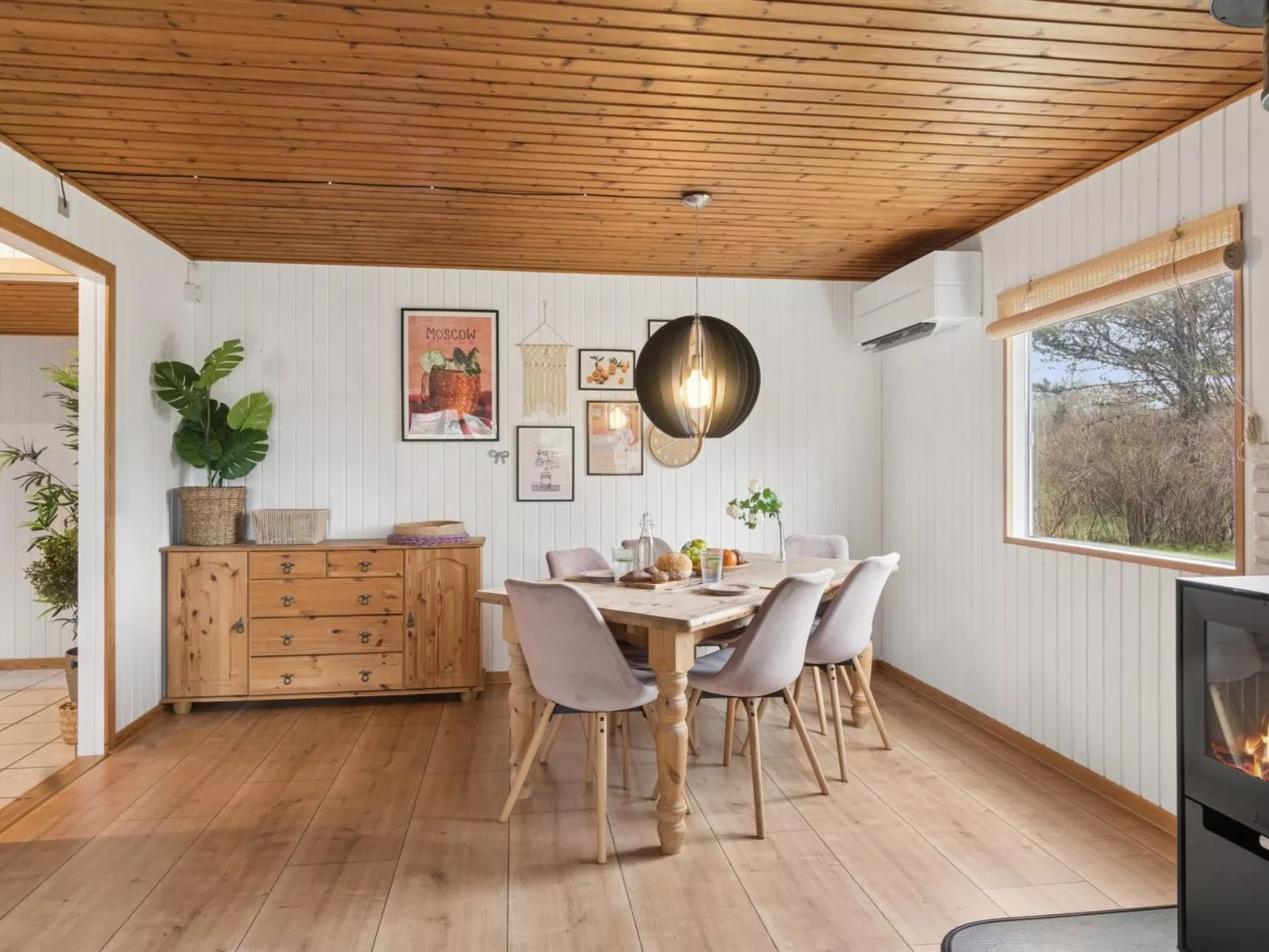 "Ansberga" - 3.2km to the fjord - Binnen