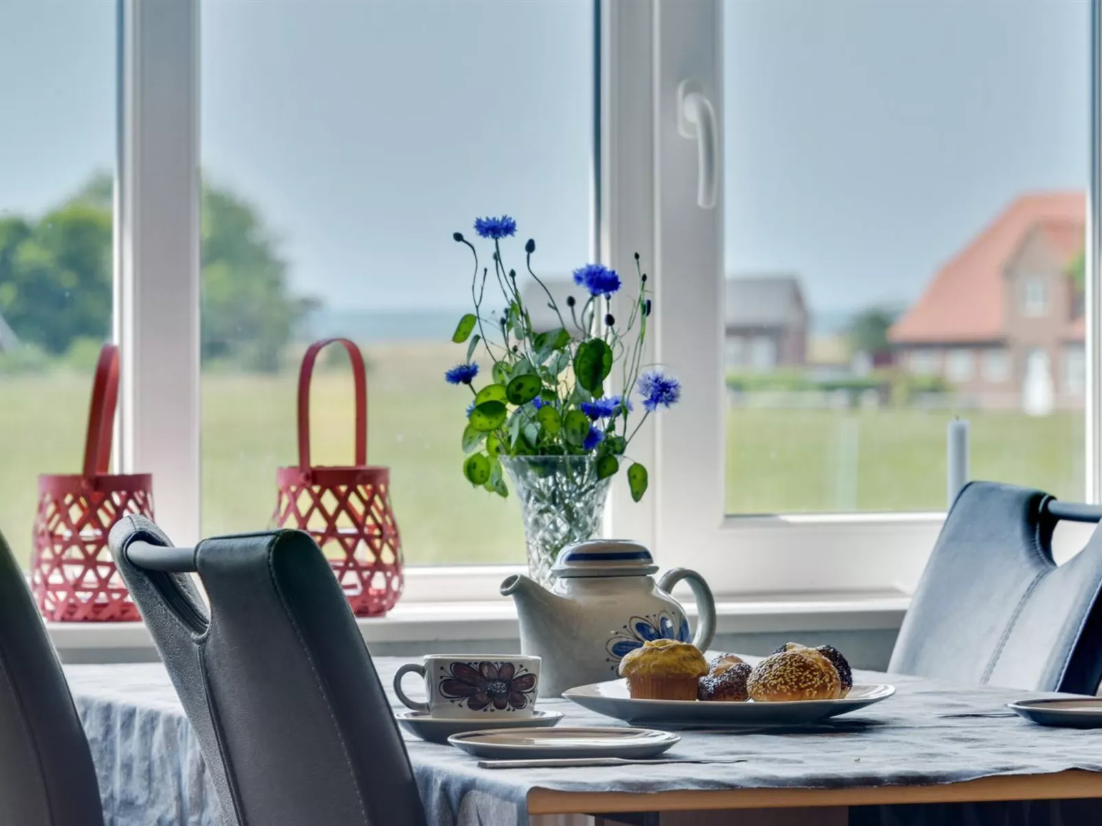 "Iina" - 13km from the sea - Binnen