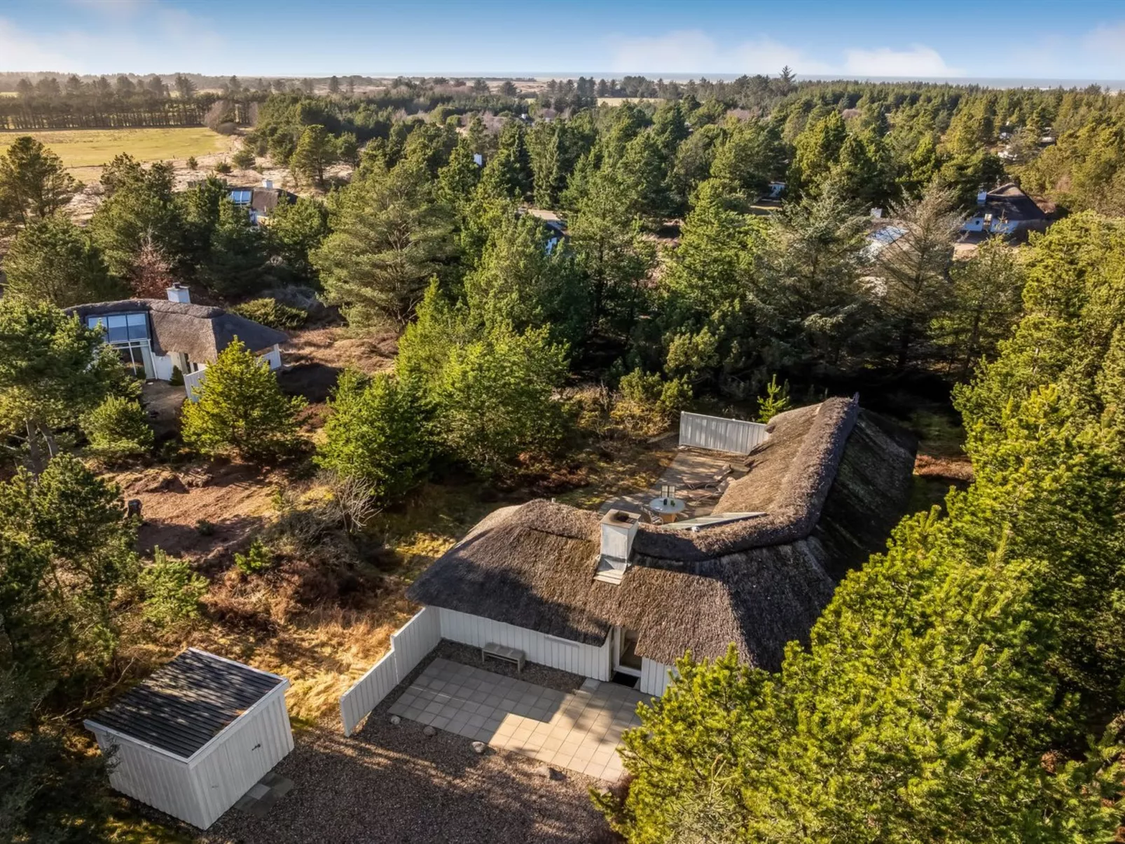 "Udder" - 1.3km from the sea - Buiten