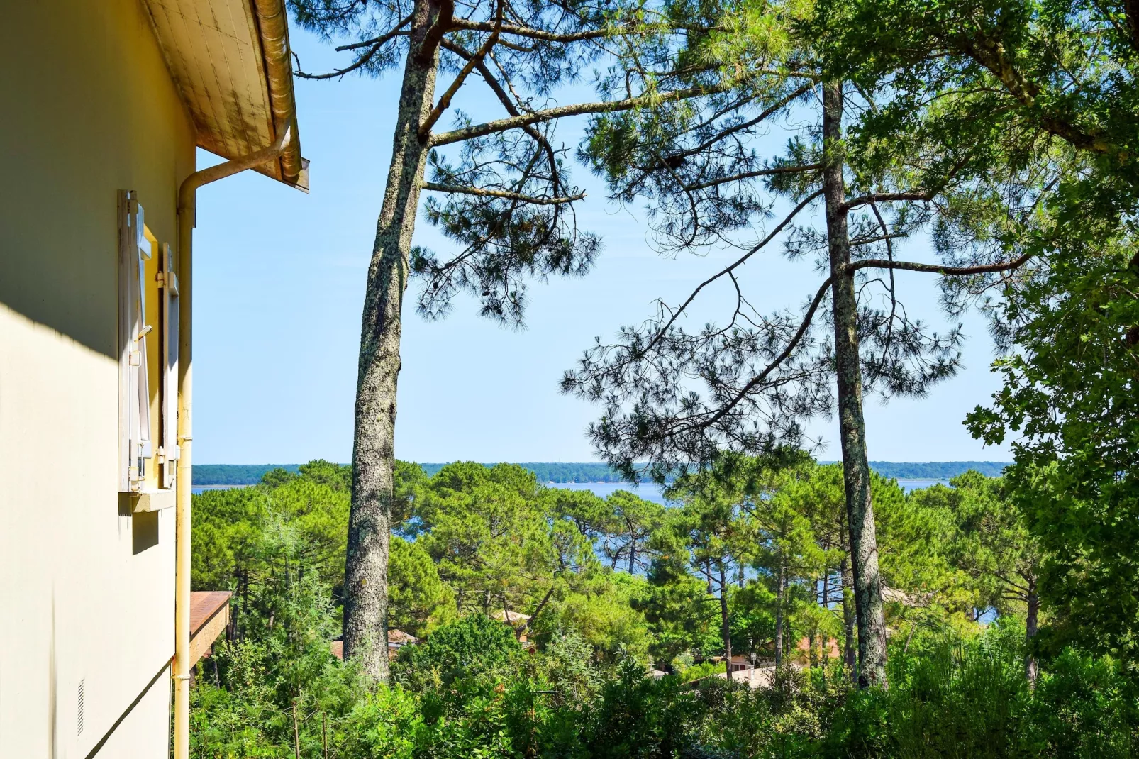 Maison avec vue sur le lac Lacanau - Uitzicht zomer