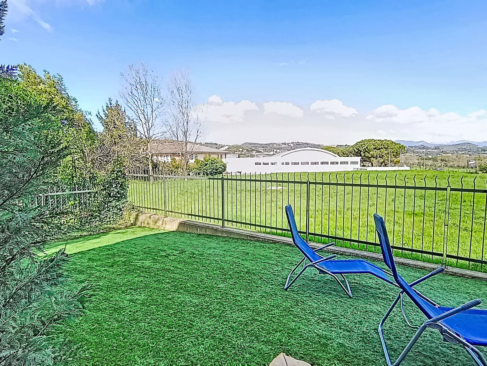 Parma House - Buiten