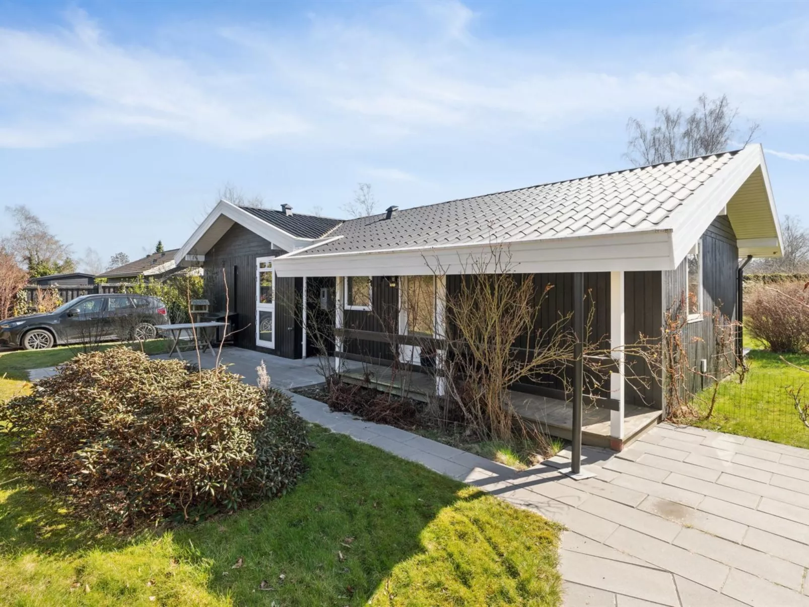 "Ingelis" - 1.2km from the sea