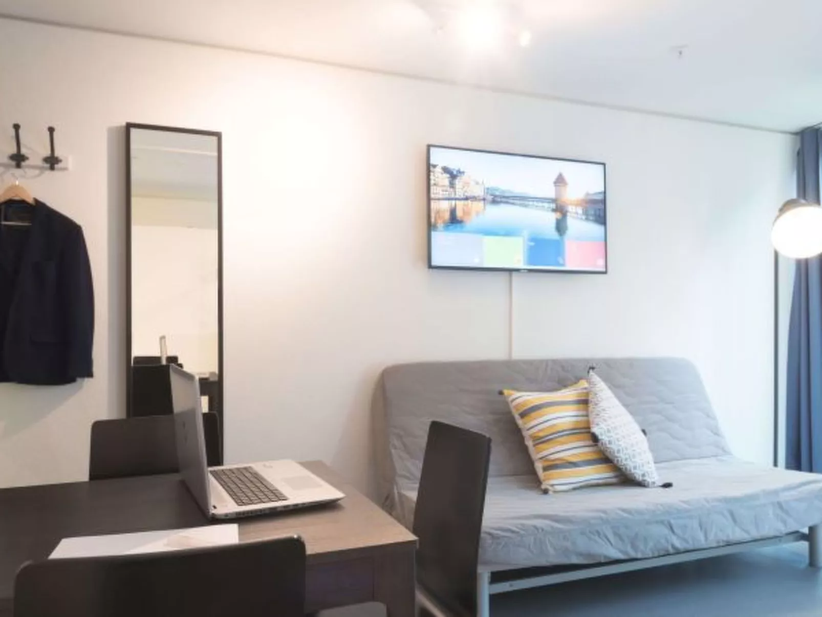 LU Bourbaki II - Allmend HITrental Apartment