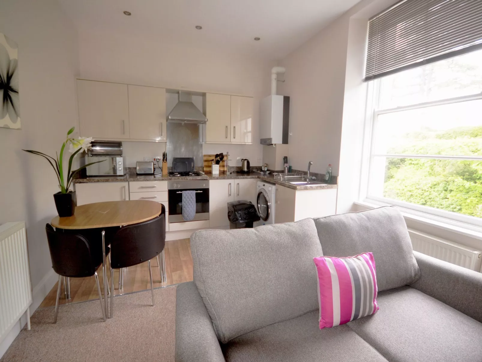 Modern eingerichtete Ferienwohnung in der unteren Etage