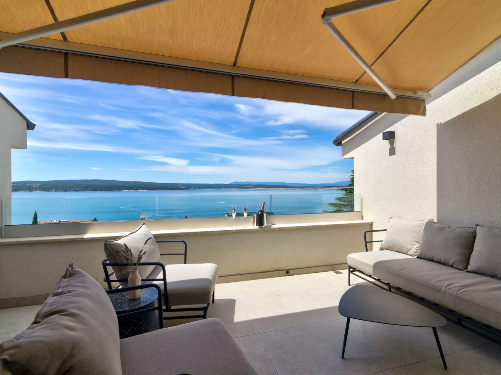 Wohnung "Frankola" mit Pool