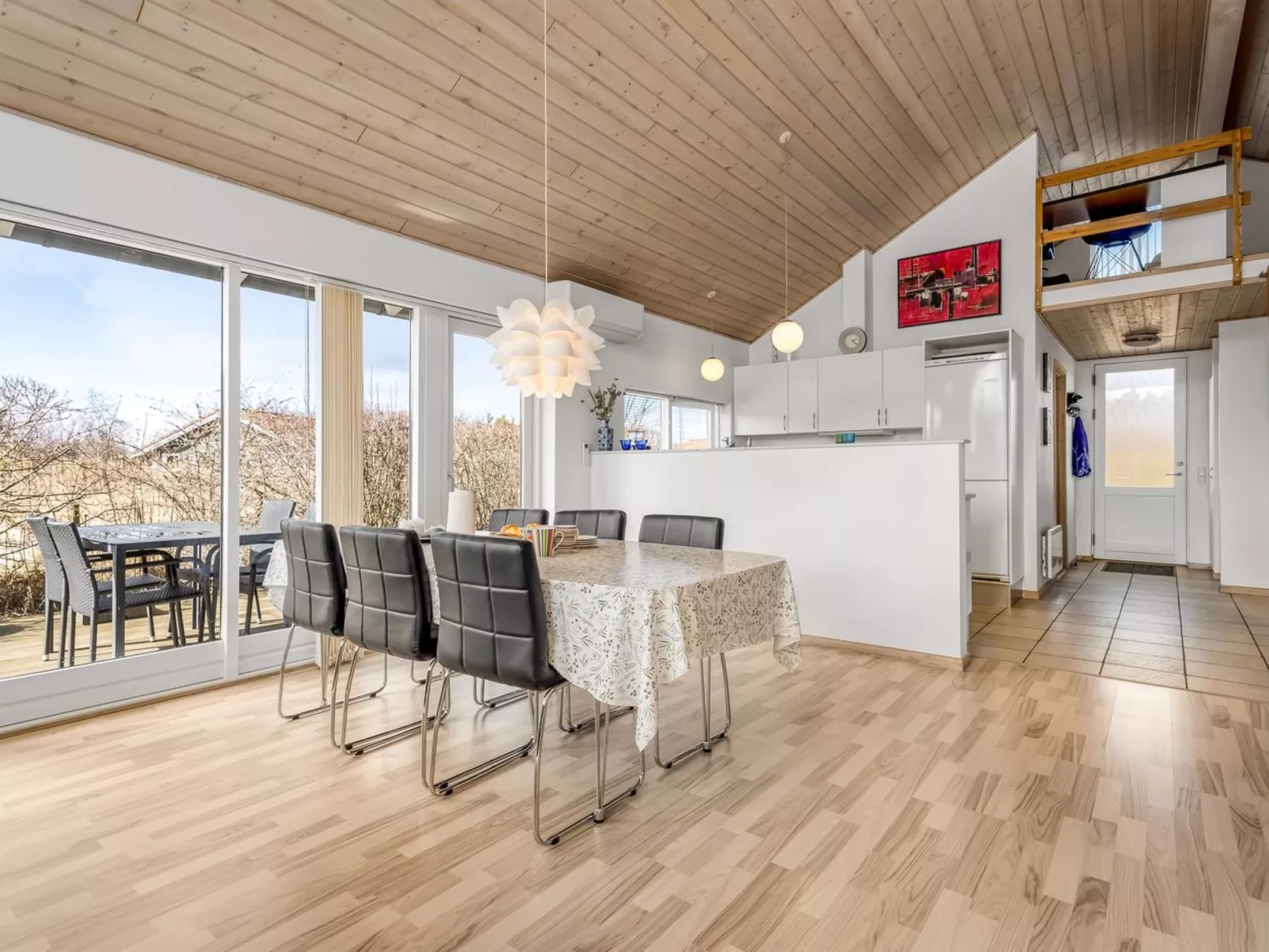 "Safina" - 1km from the sea