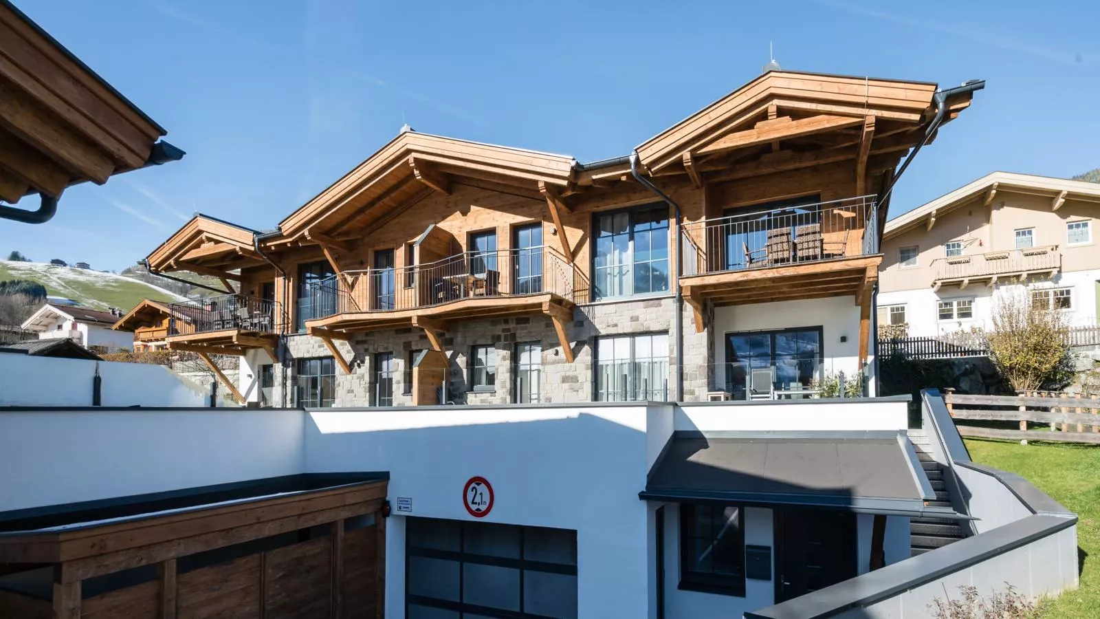 Luxury Tauern Suite Walchen-Kaprun 7-Buitenkant zomer