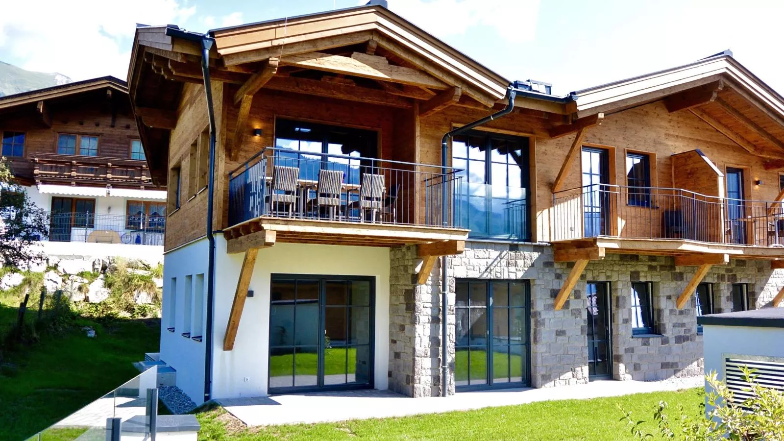 Luxury Tauern Suite Walchen-Kaprun 7-Buitenkant zomer