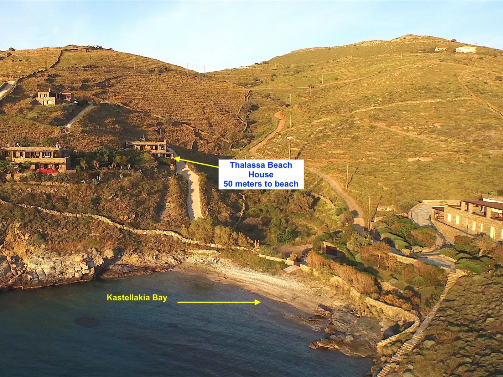 Wohnung in Kea mit Parkplatz im Freien und Blick auf den Sonnenuntergang