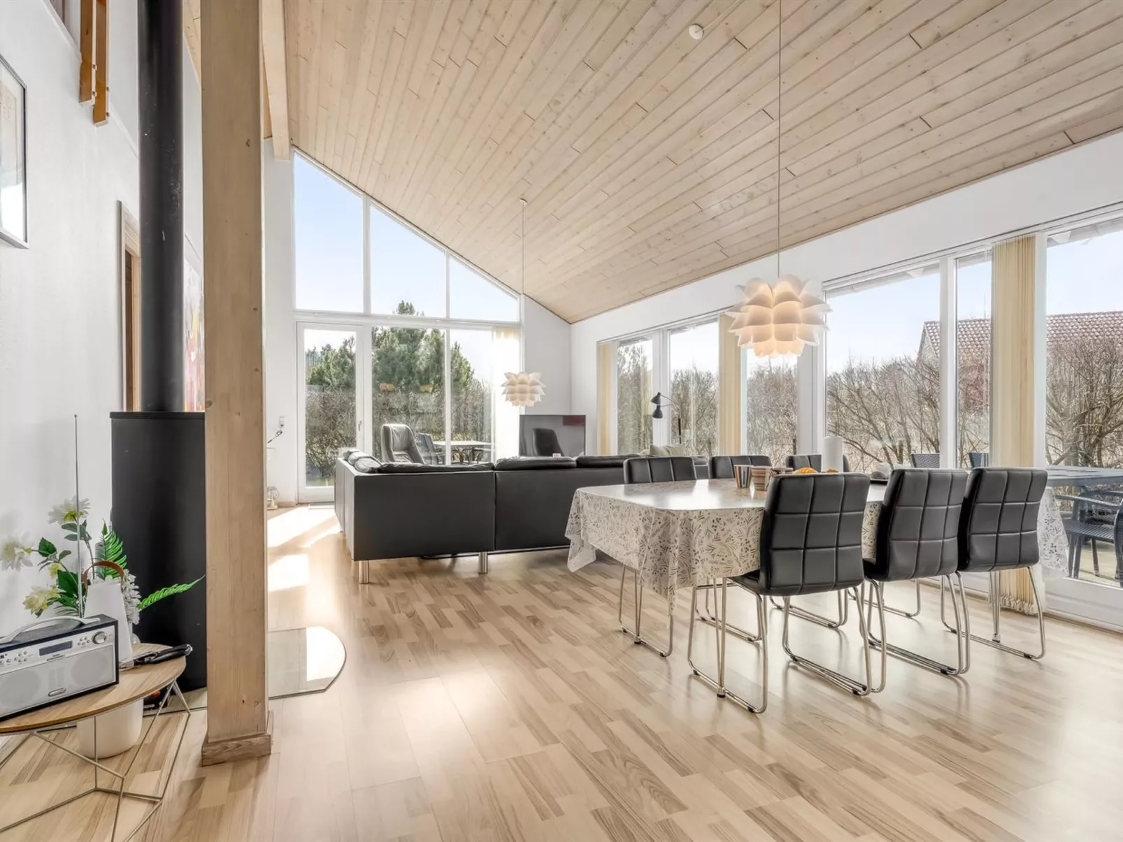 "Safina" - 1km from the sea