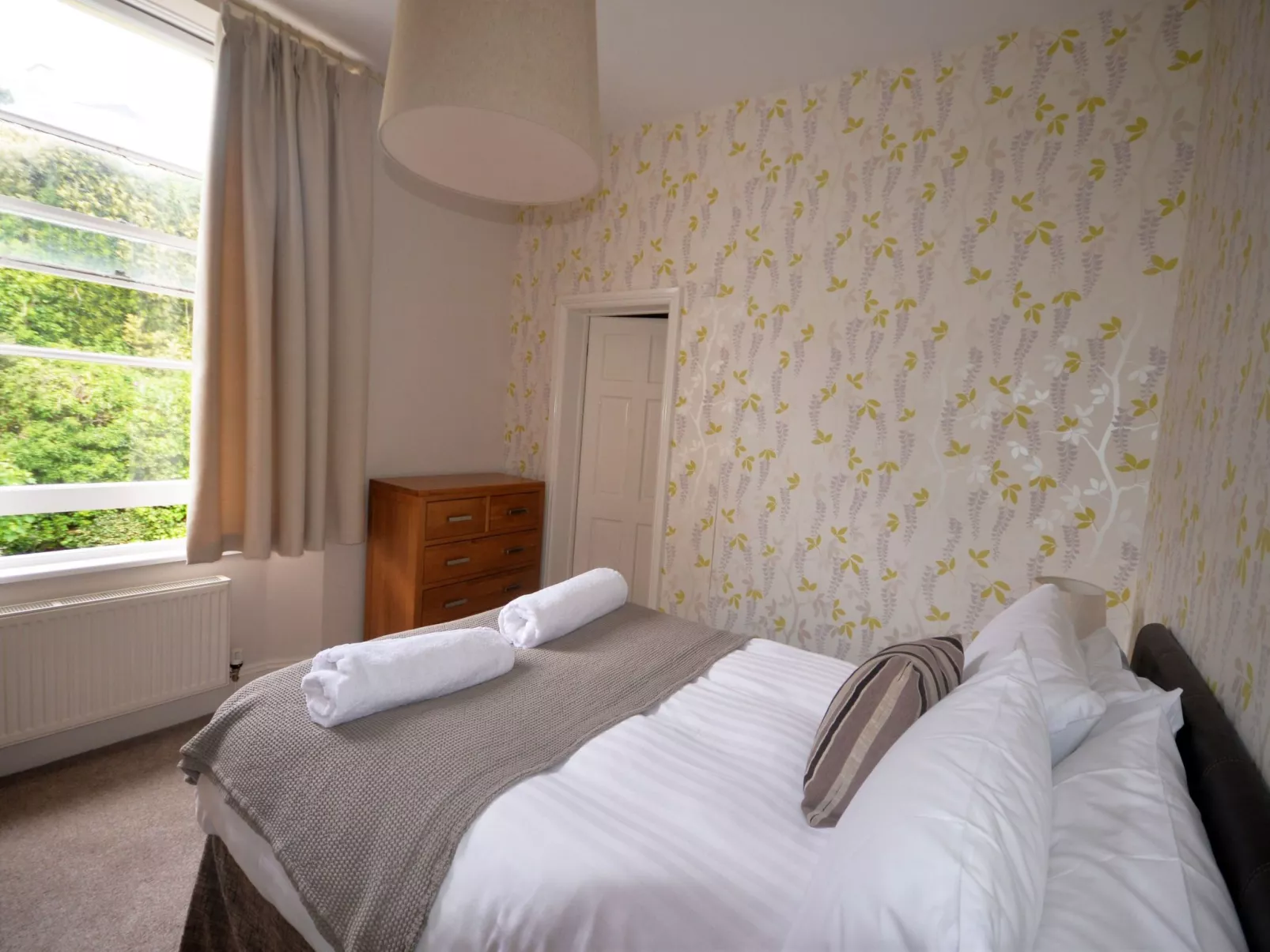 Modern eingerichtete Ferienwohnung in der unteren Etage