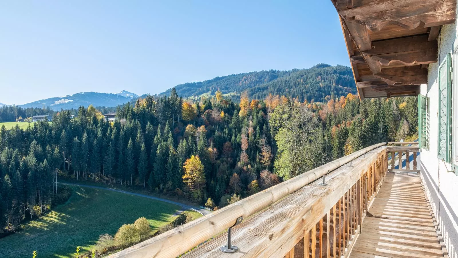 Landhaus Platzl-Uitzicht zomer