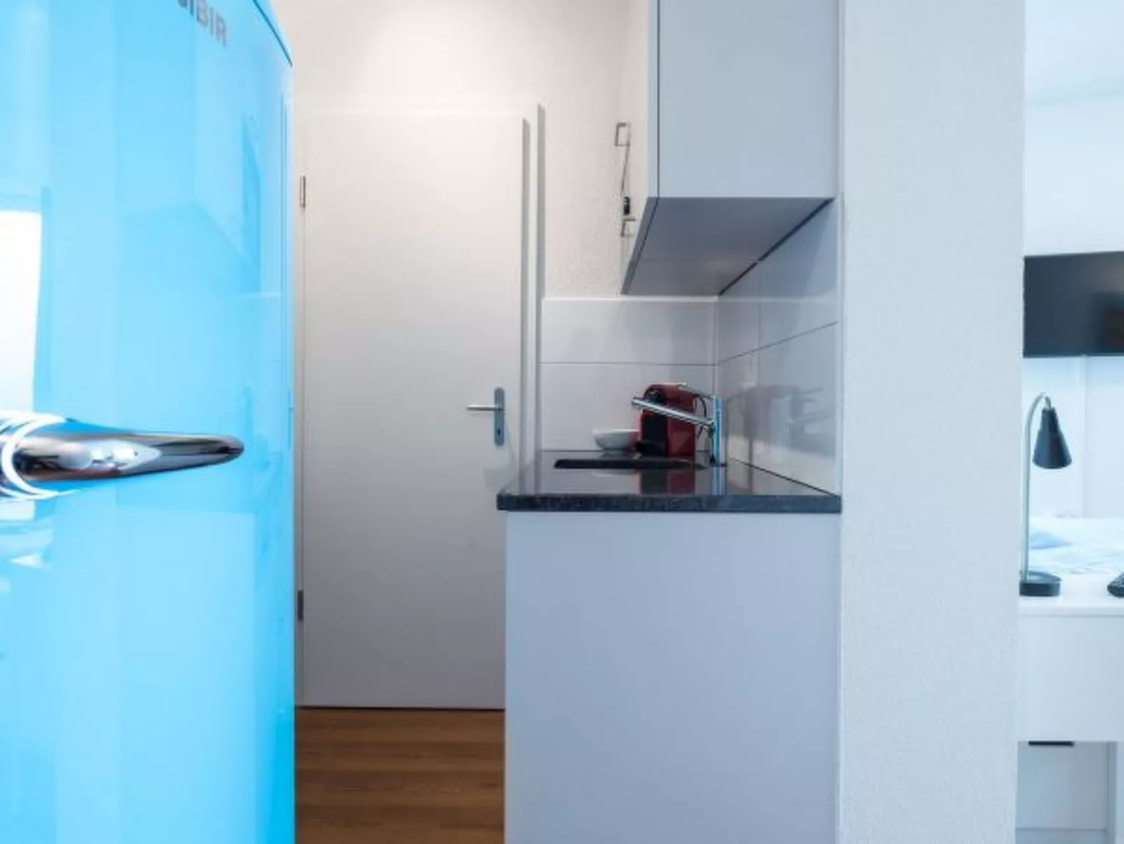 ZH Tiger - Altstetten HITrental Apartment