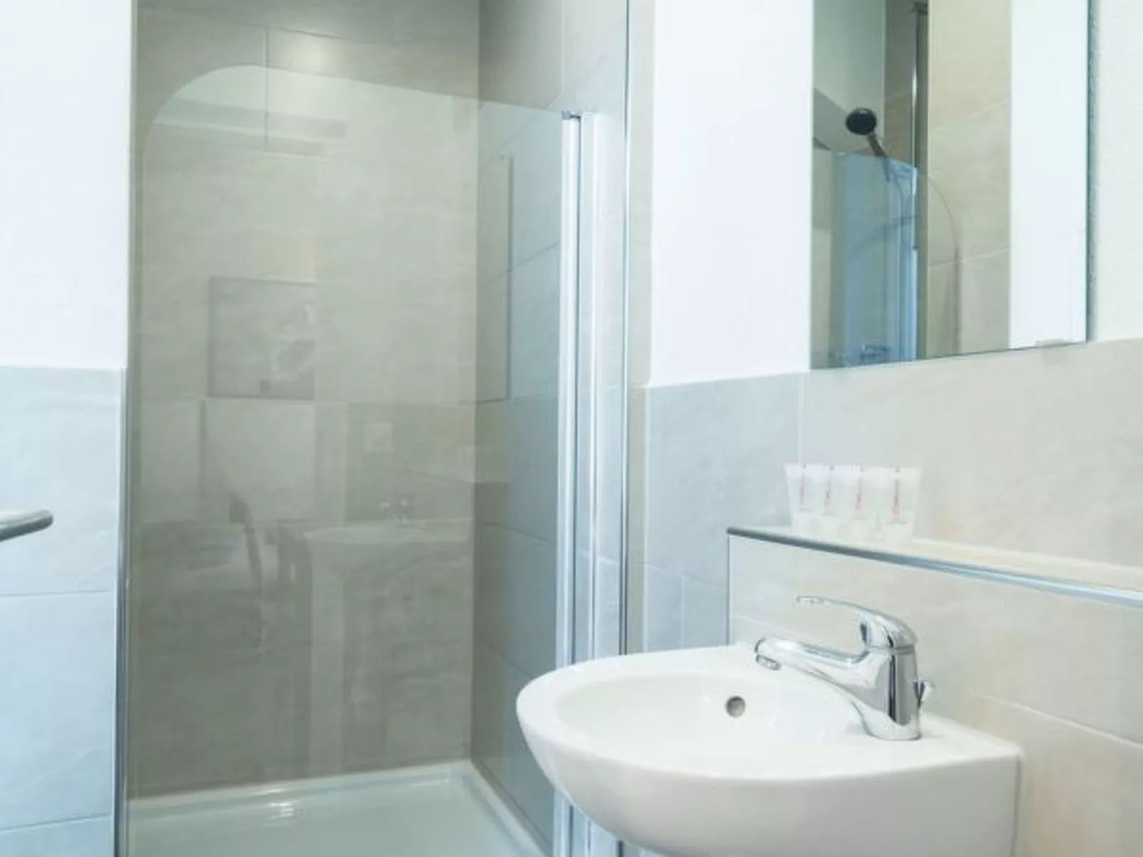 LU Pluto ll - Old Town HITrental Apartment - Binnen