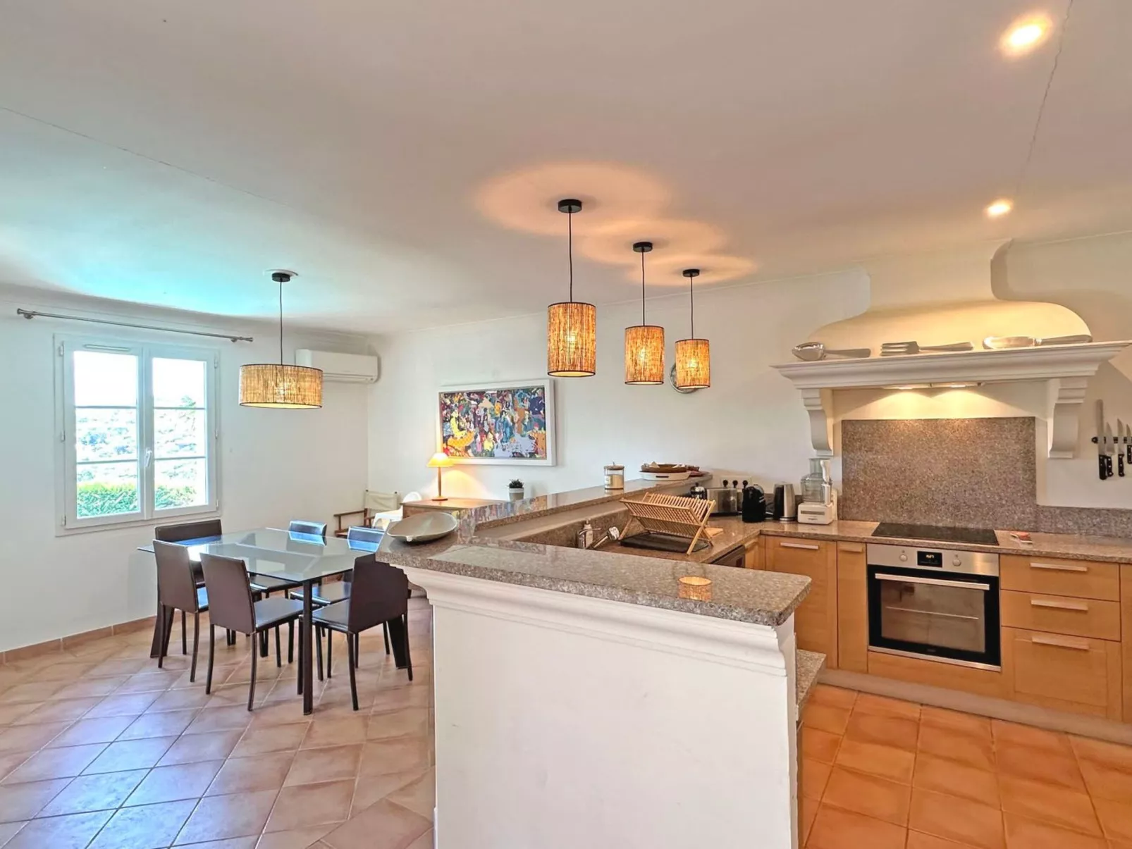 Villa T4 - 6 Personen - Privates Schwimmbad - WiFi - Klimaanlage - Sainte Maxim - Binnen