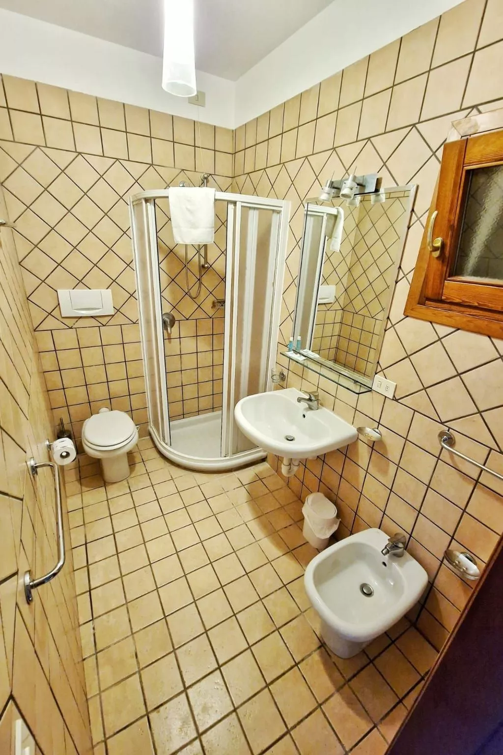 Ein-Zimmer-Wohnung 3 Betten - Binnen