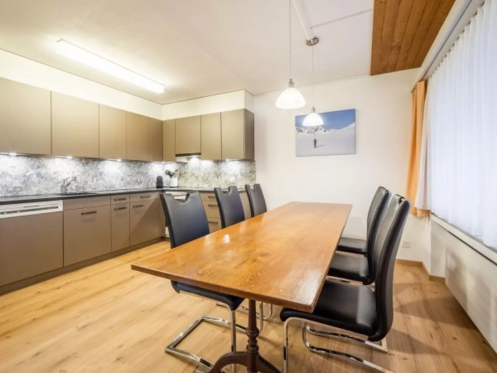 Val Signina 3-28 - Binnen