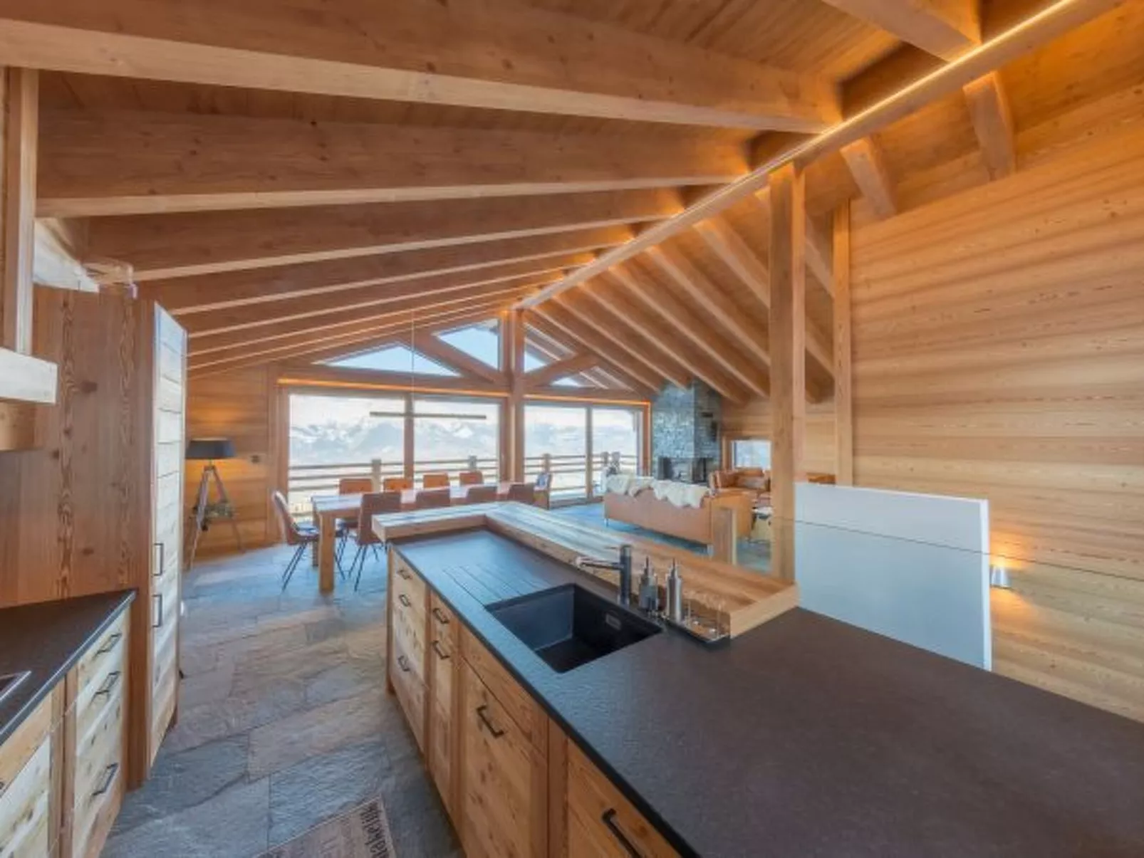 Chalet Oak Tree amazing, sauna, ski-in/out - Binnen