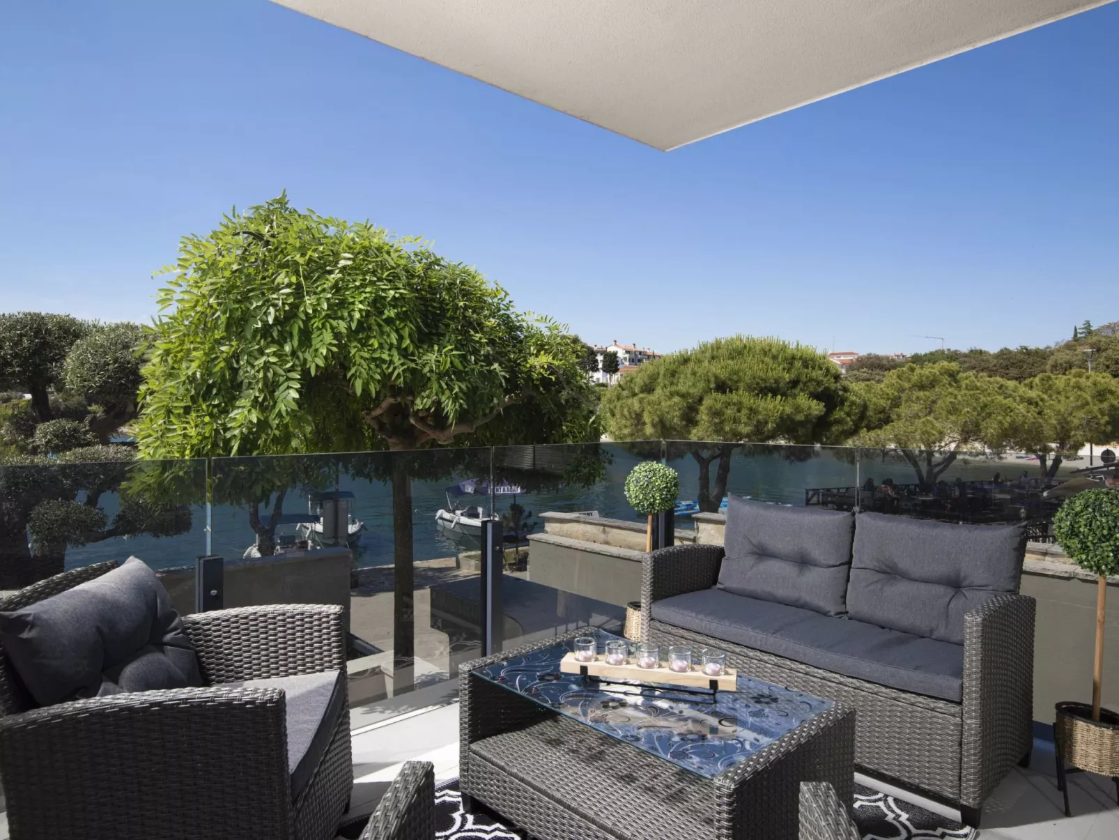 Luxury apartment Kevin - Image-tags.info